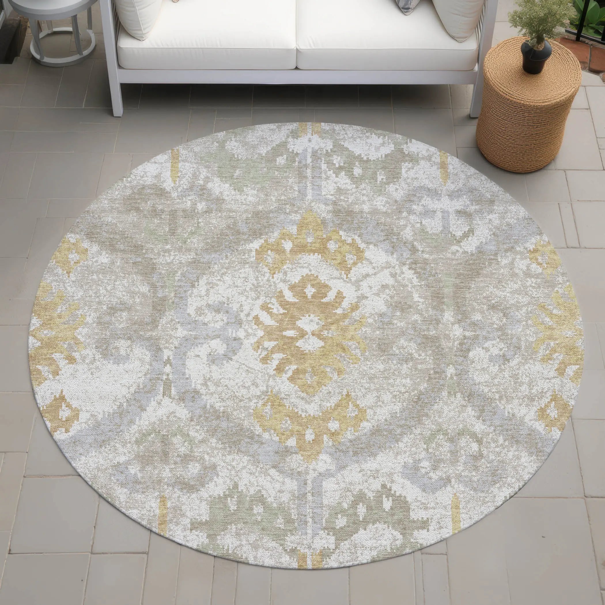 8' Ivory And Linen Round Ikat Washable Indoor Outdoor Area Rug Homeroots Outdoor