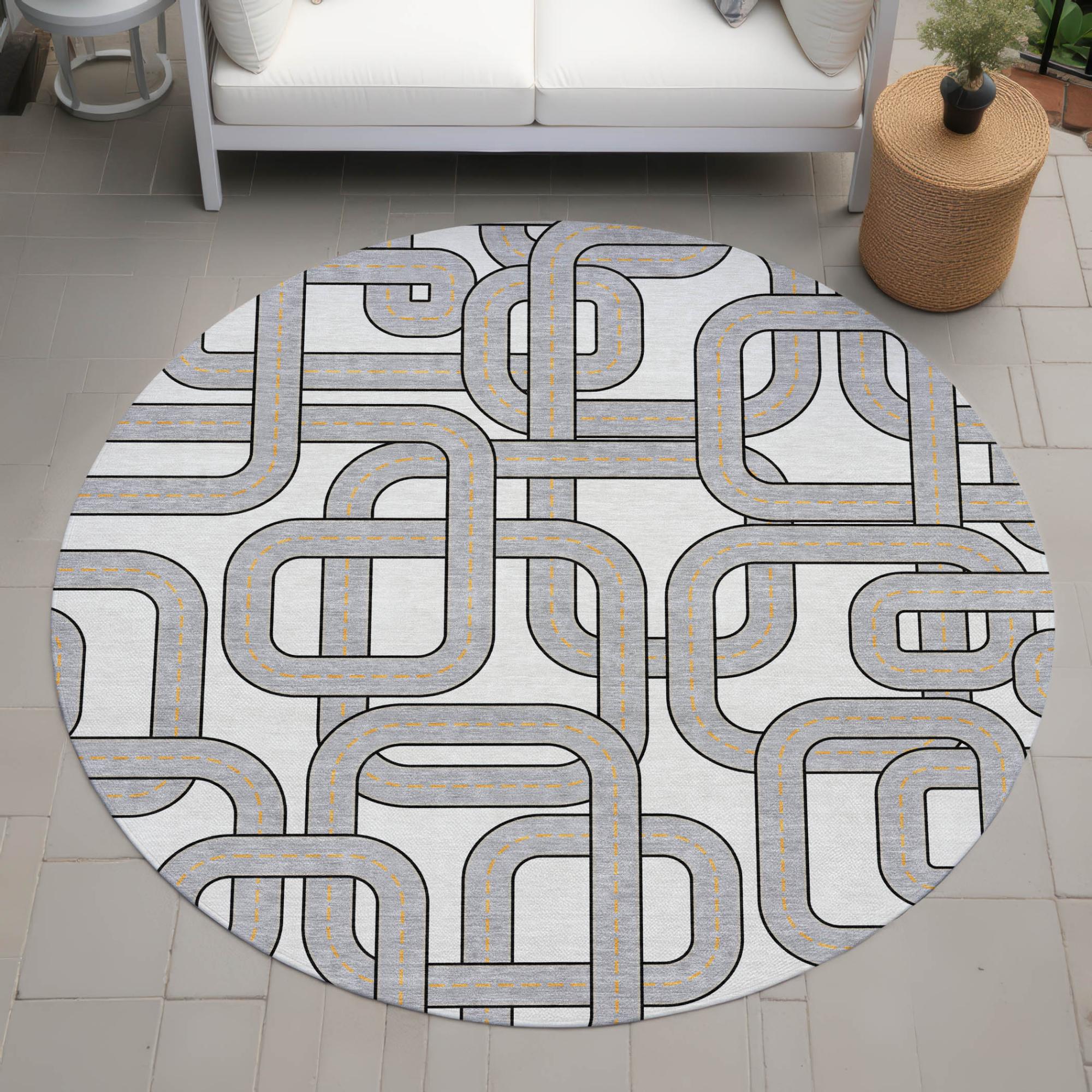 8' Ivory And Pewter Round Geometric Washable Indoor Outdoor Area Rug Homeroots Outdoor