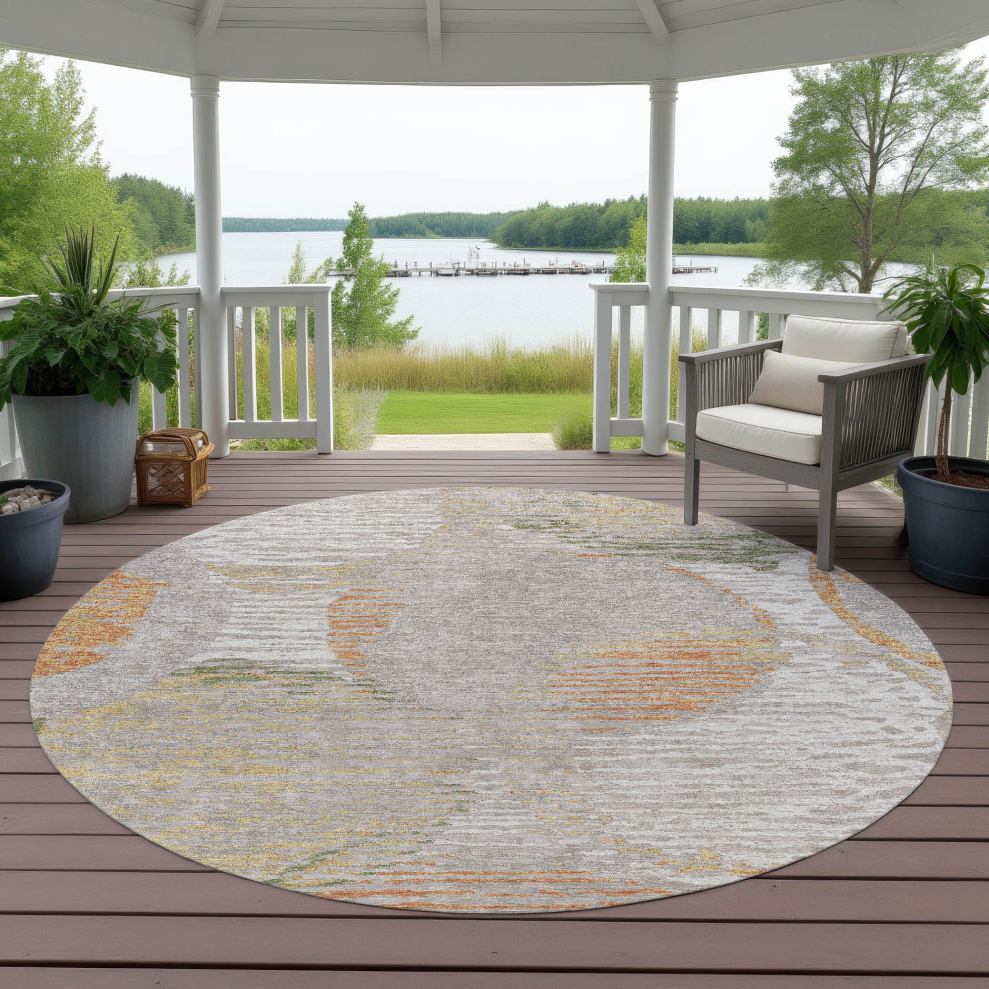 8' Ivory And Pewter Round Geometric Washable Indoor Outdoor Area Rug Homeroots Outdoor