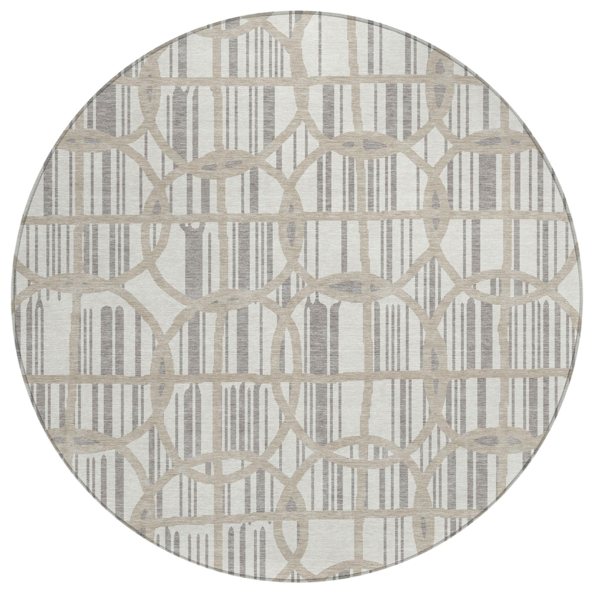 8' Ivory And Silver Round Geometric Washable Indoor Outdoor Area Rug Homeroots Outdoor