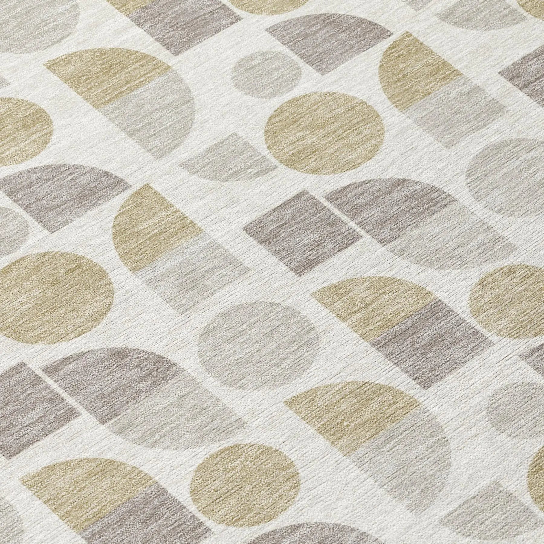 8' Ivory And Silver Round Geometric Washable Indoor Outdoor Area Rug Homeroots Outdoor