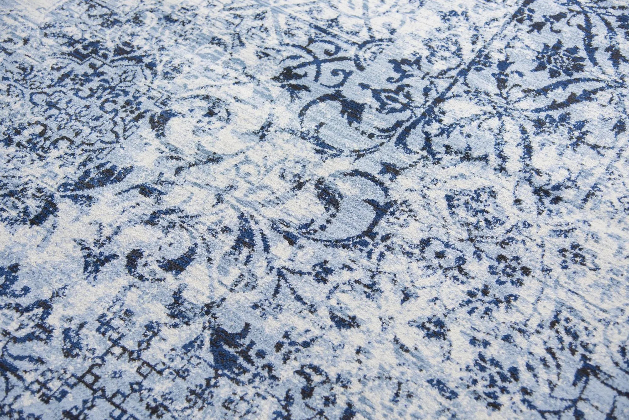 8' Ivory Blue And Dark Blue Oriental Area Rug Homeroots Home Decor