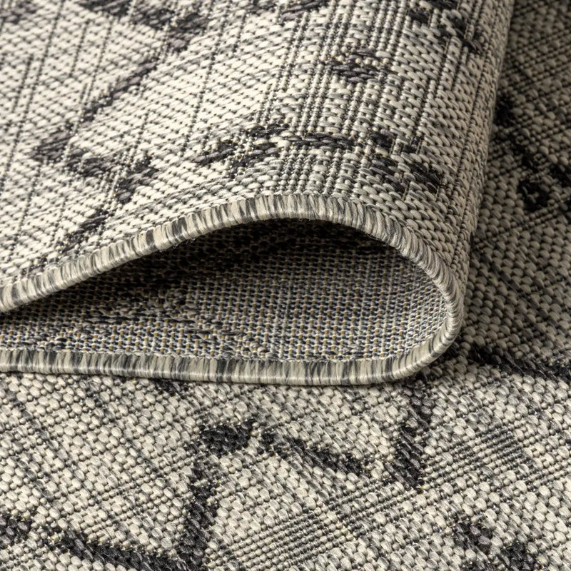 8' Light Gray And Black Round Trellis Indoor Outdoor Area Rug Homeroots Outdoor