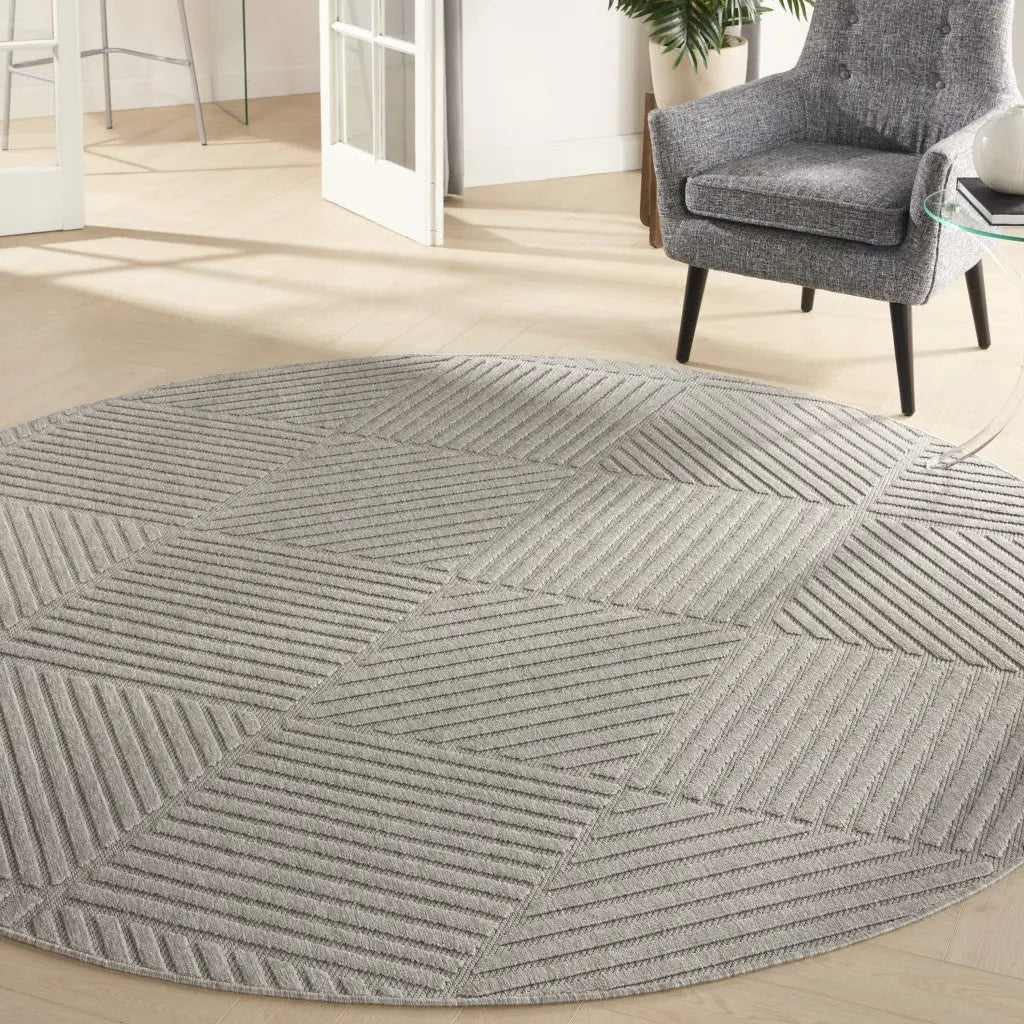 8' Light Gray And Gray Round Geometric Indoor Outdoor Area Rug Homeroots Outdoor