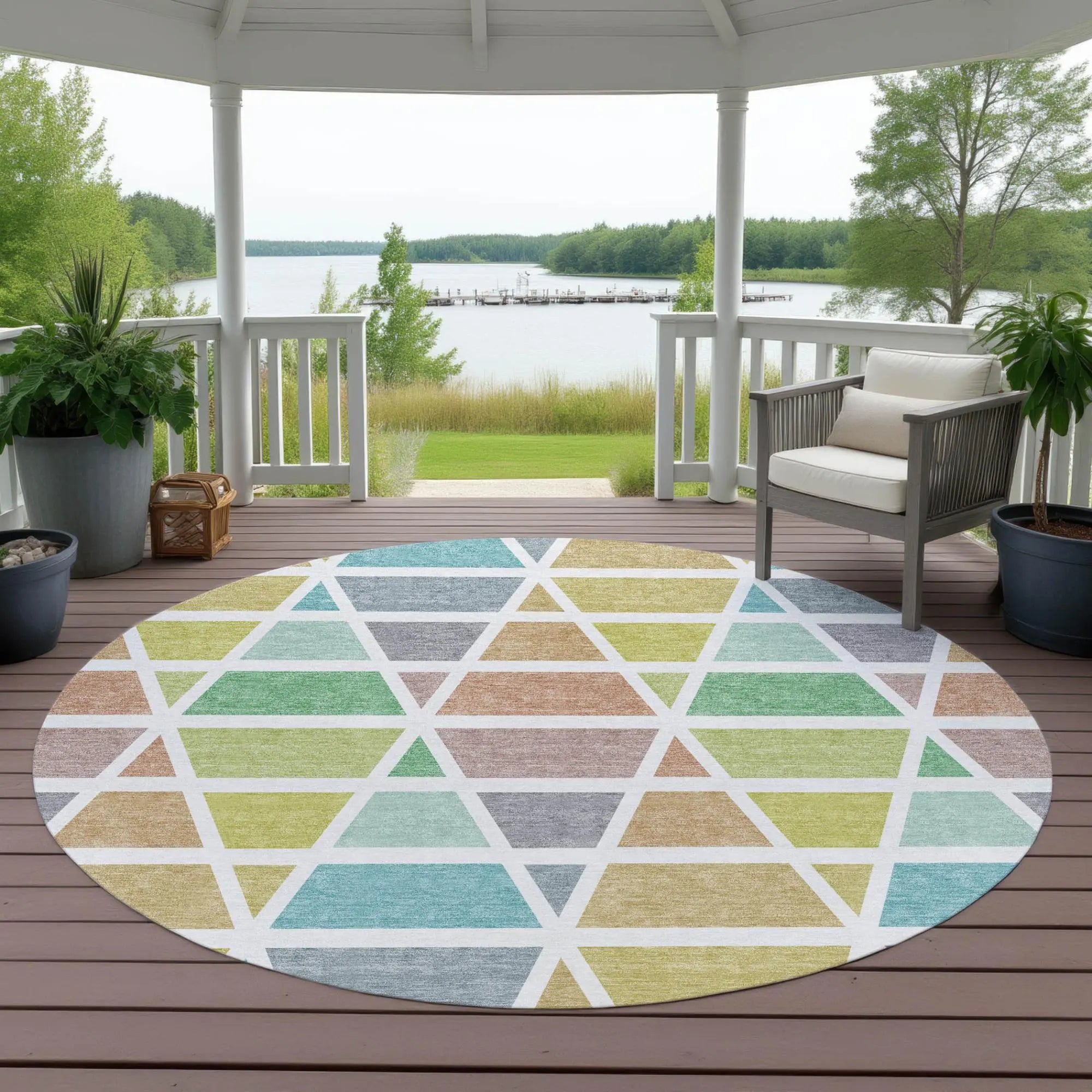 8' Mint Green And Green Round Geometric Washable Indoor Outdoor Area Rug Homeroots Outdoor