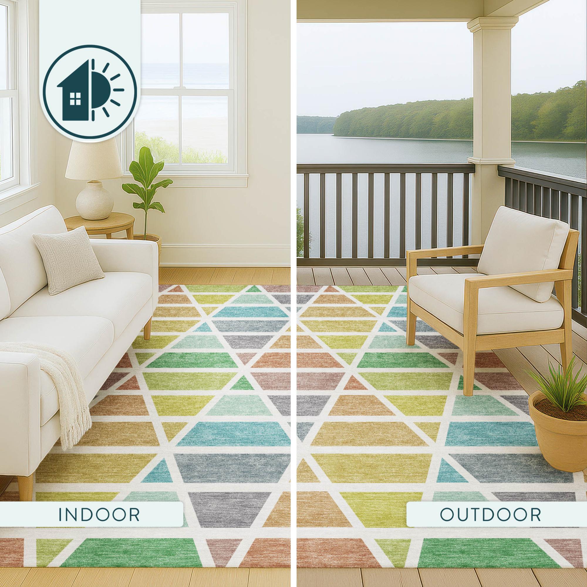8' Mint Green And Green Round Geometric Washable Indoor Outdoor Area Rug Homeroots Outdoor