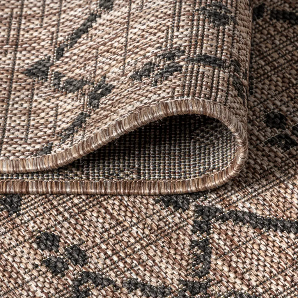 8' Natural And Black Square Trellis Indoor Outdoor Area Rug Homeroots Outdoor