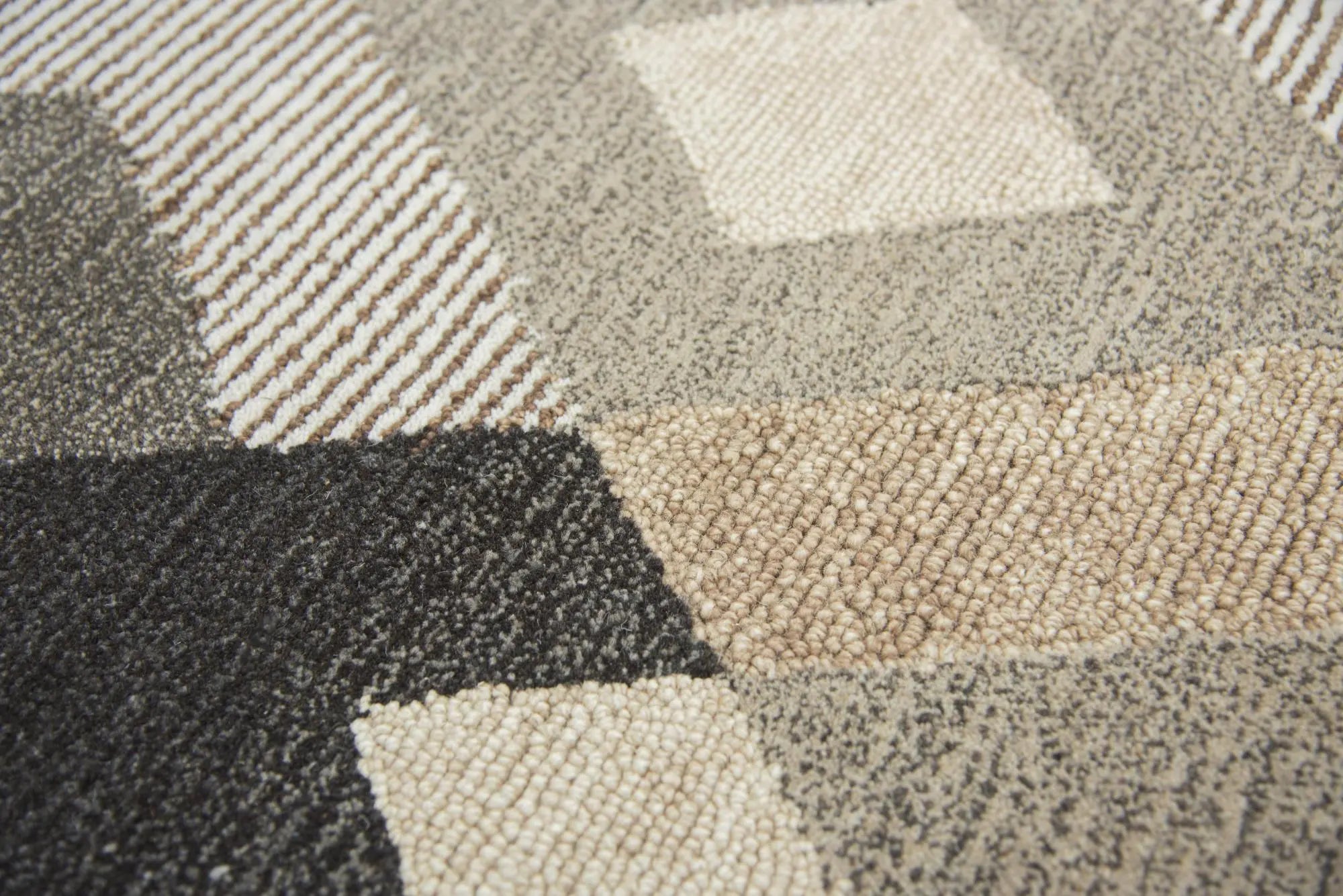 8' Natural Brown Beige Charcoal And Gray Wool Geometric Hand Tufted Area Rug Homeroots Home Decor