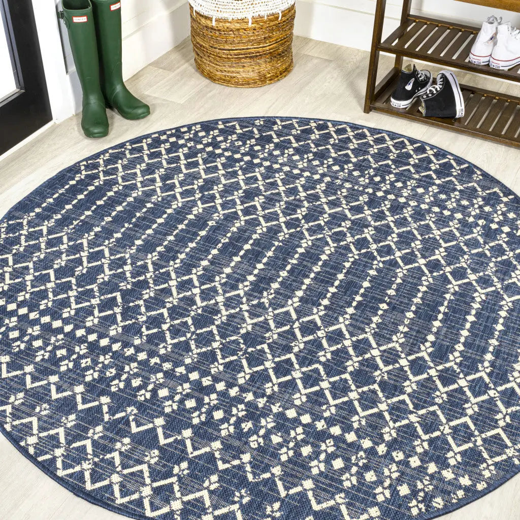8' Navy Blue And Beige Round Trellis Indoor Outdoor Area Rug Homeroots Outdoor