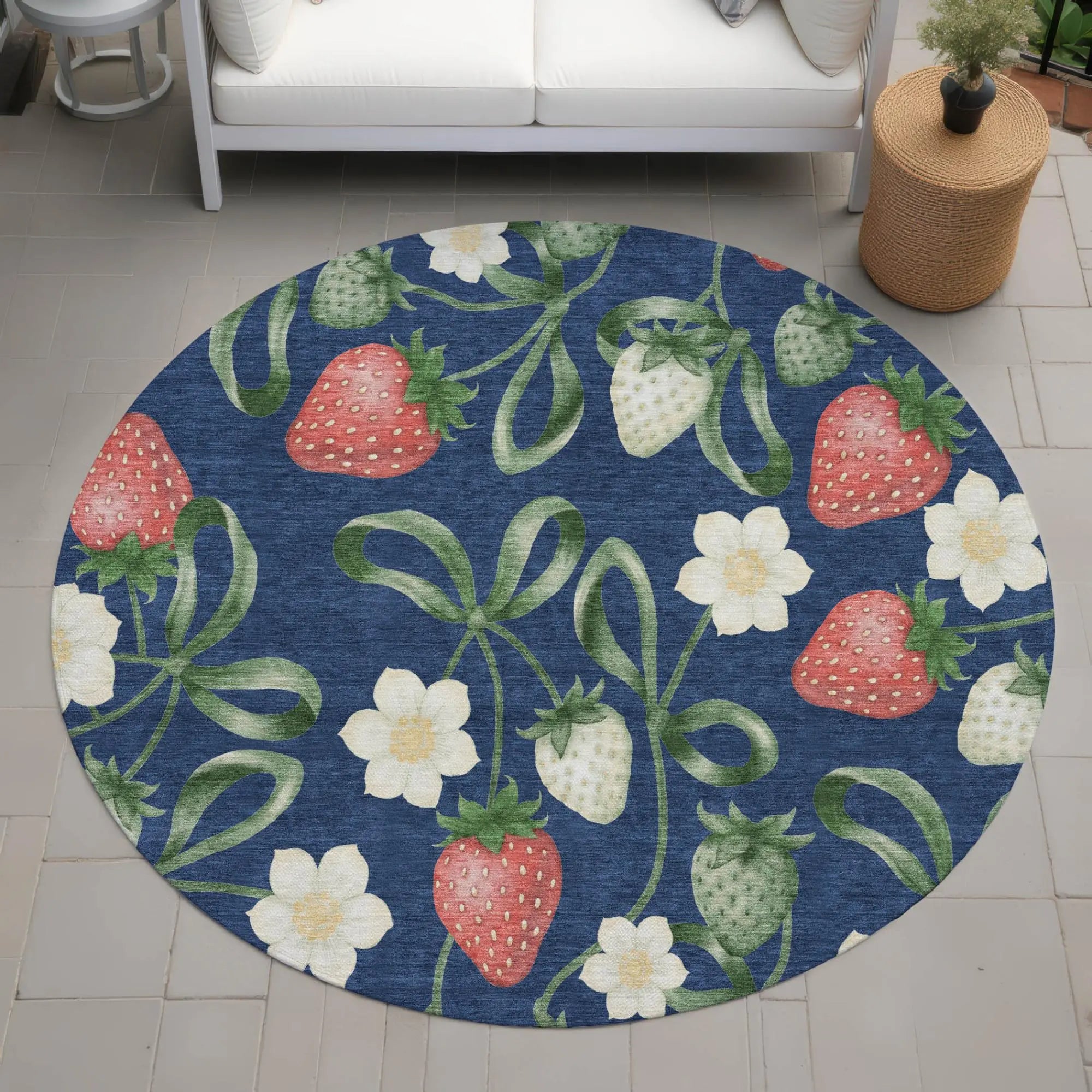 8' Navy Blue And Blue Round Floral Washable Indoor Outdoor Area Rug Homeroots Outdoor