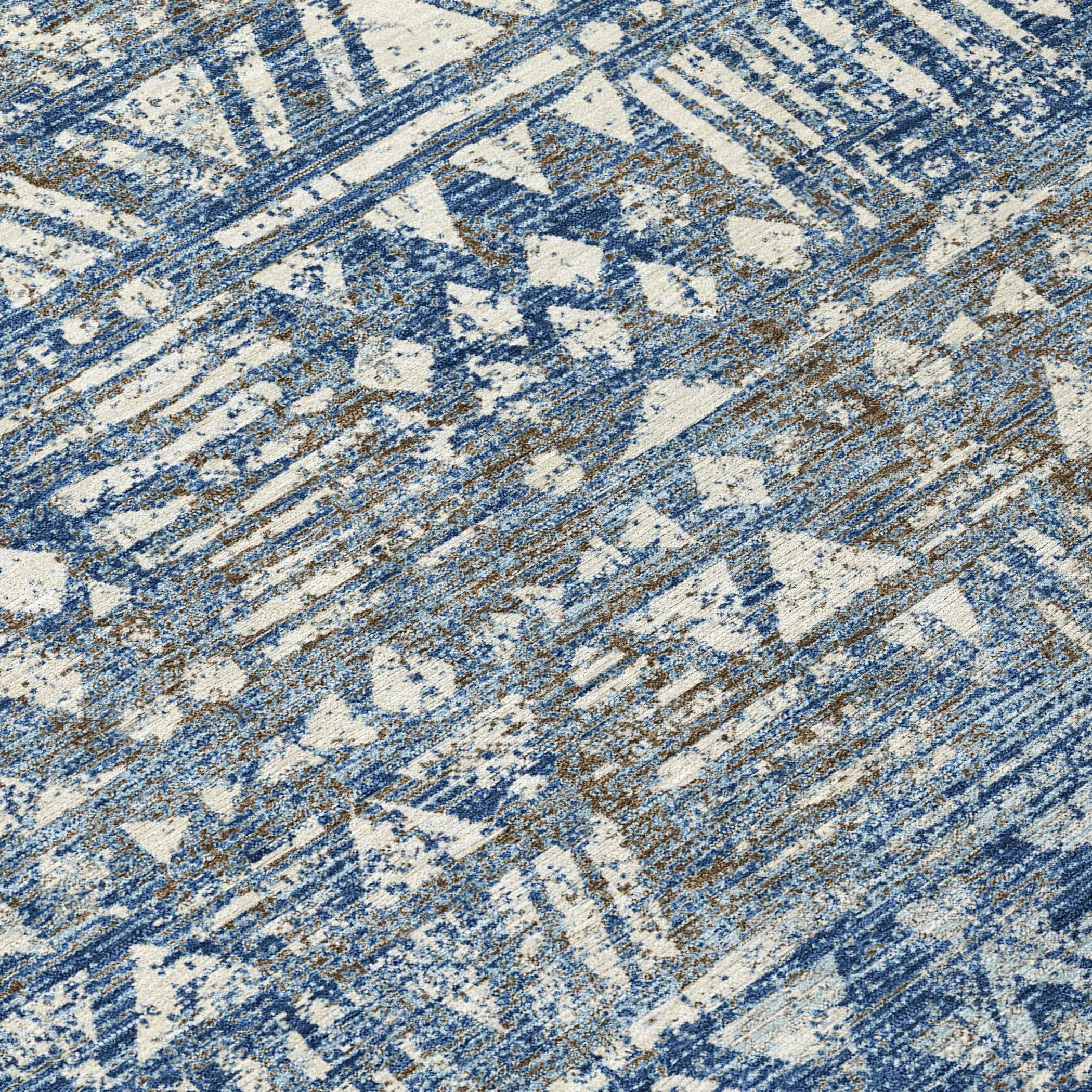 8' Navy Blue And Blue Round Geometric Washable Indoor Outdoor Area Rug Homeroots Outdoor
