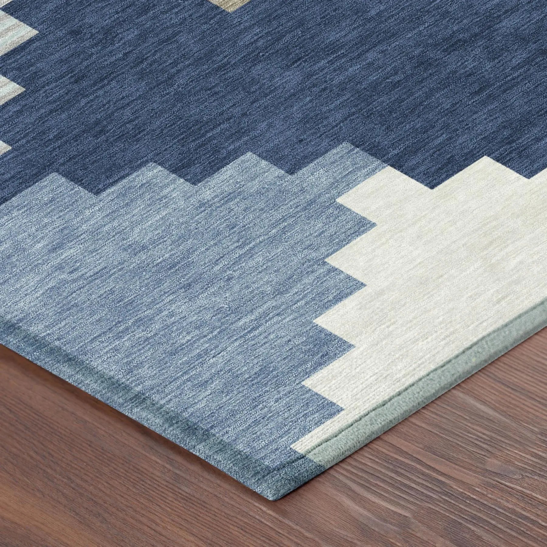 8' Navy Blue And Blue Round Geometric Washable Indoor Outdoor Area Rug Homeroots Outdoor