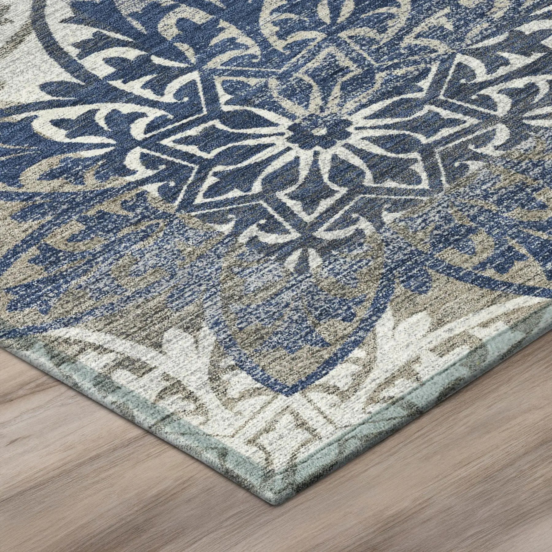 8' Navy Blue And Blue Round Oriental Washable Indoor Outdoor Area Rug Homeroots Outdoor