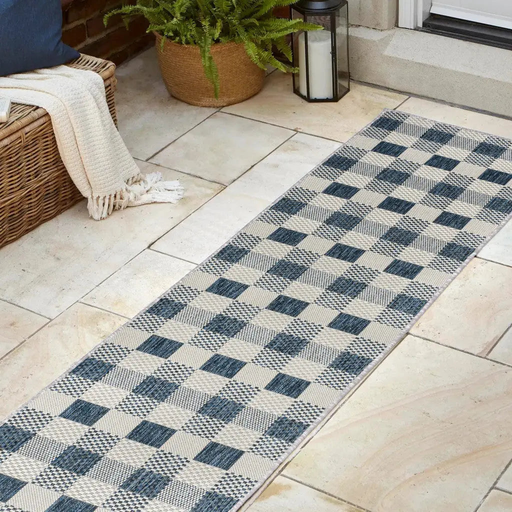 8' Navy Blue And Cream Geometric Indoor Outdoor Runner Rug Homeroots Outdoor