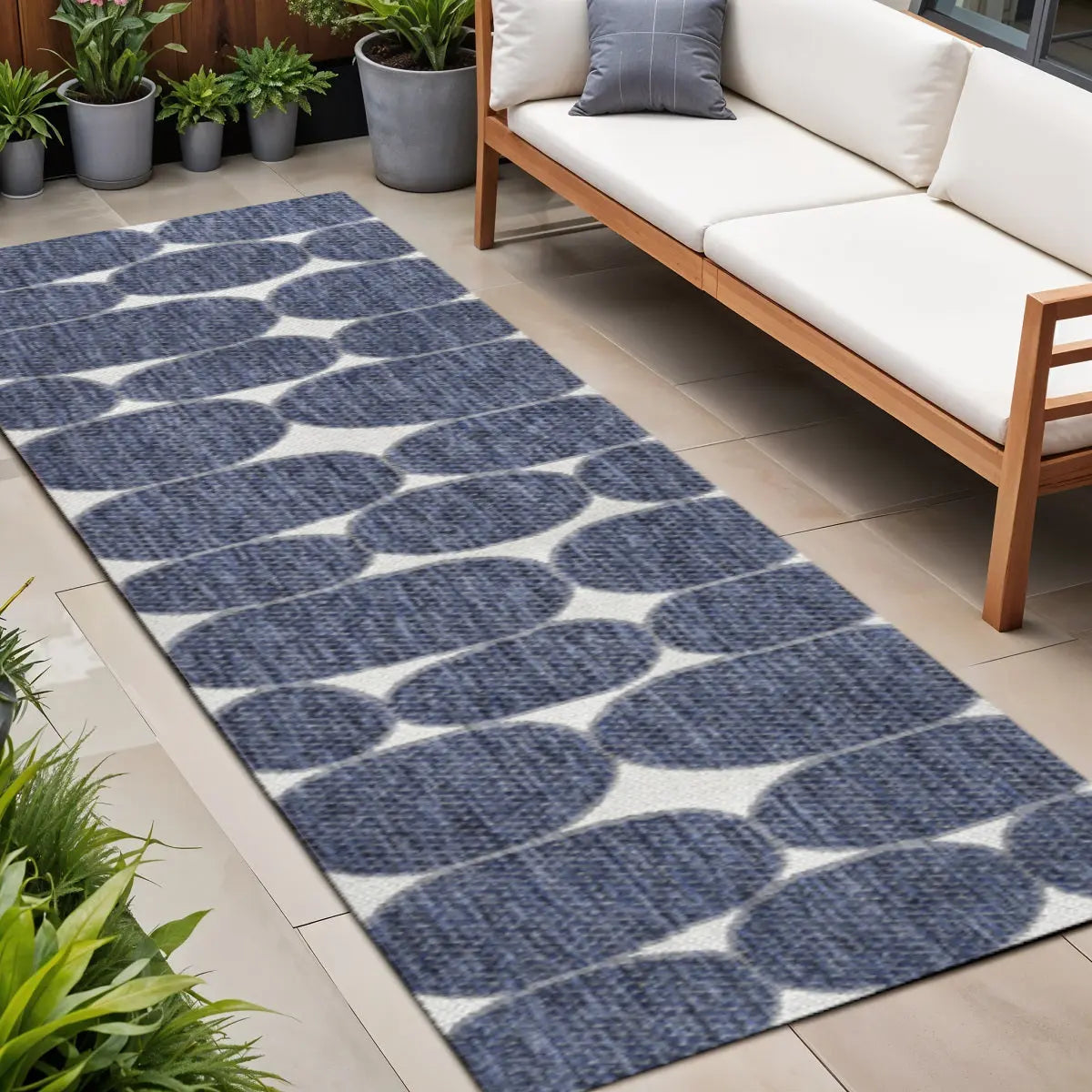 8' Navy Blue And Cream Geometric Indoor Outdoor Runner Rug Homeroots Outdoor