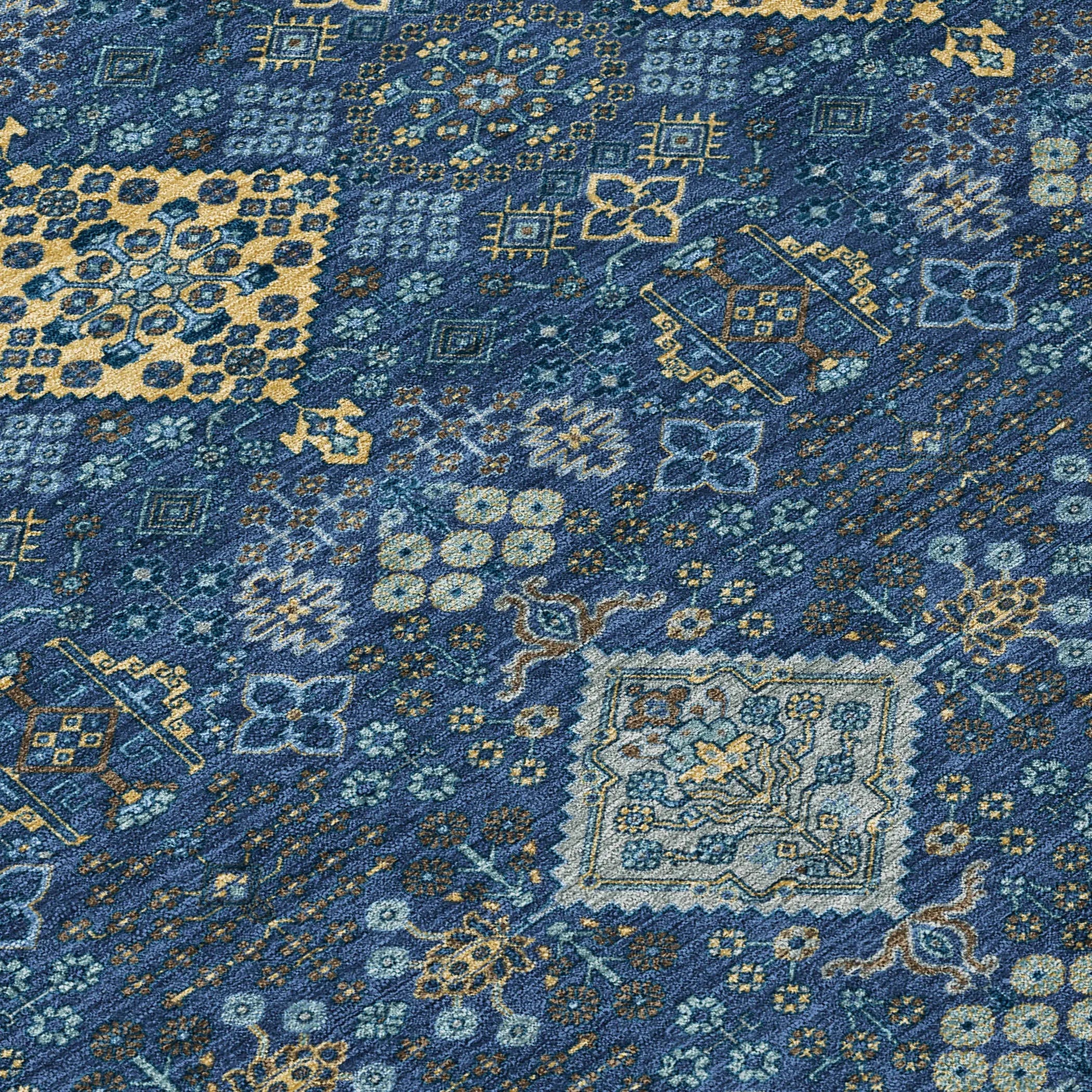 8' Navy Blue And Gold Round Geometric Washable Indoor Outdoor Area Rug Homeroots Outdoor