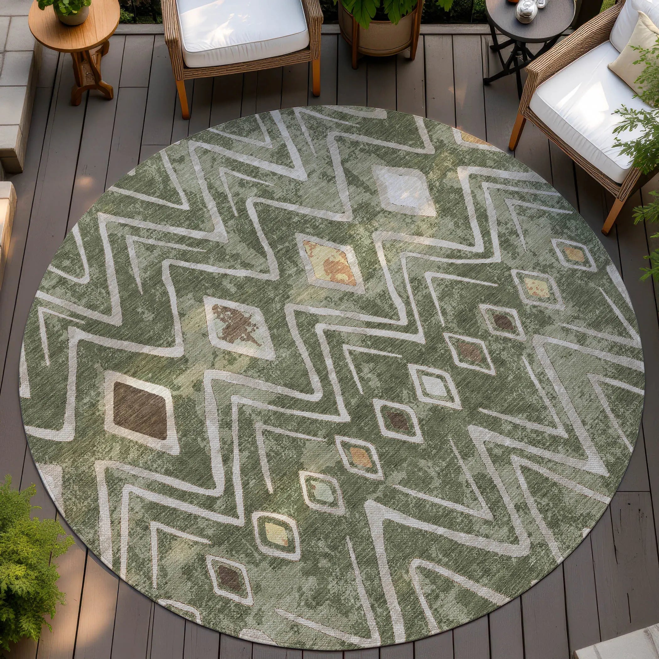 8' Olive Green And Brown Round Geometric Washable Indoor Outdoor Area Rug Homeroots Outdoor