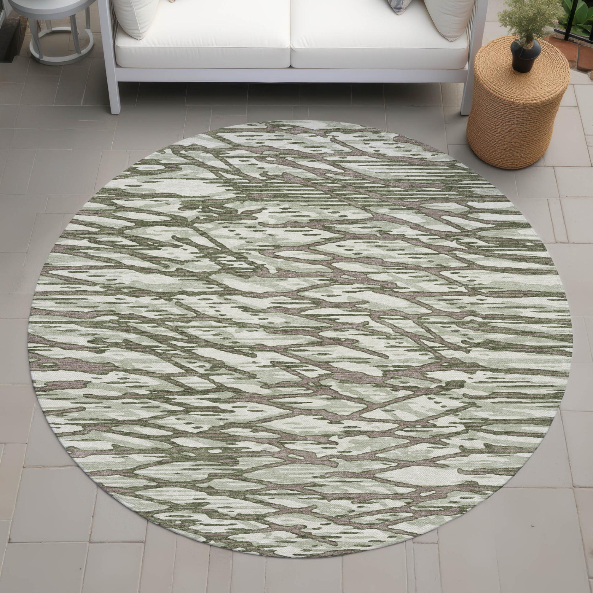 8' Olive Green And Green Round Abstract Washable Indoor Outdoor Area Rug Homeroots Outdoor