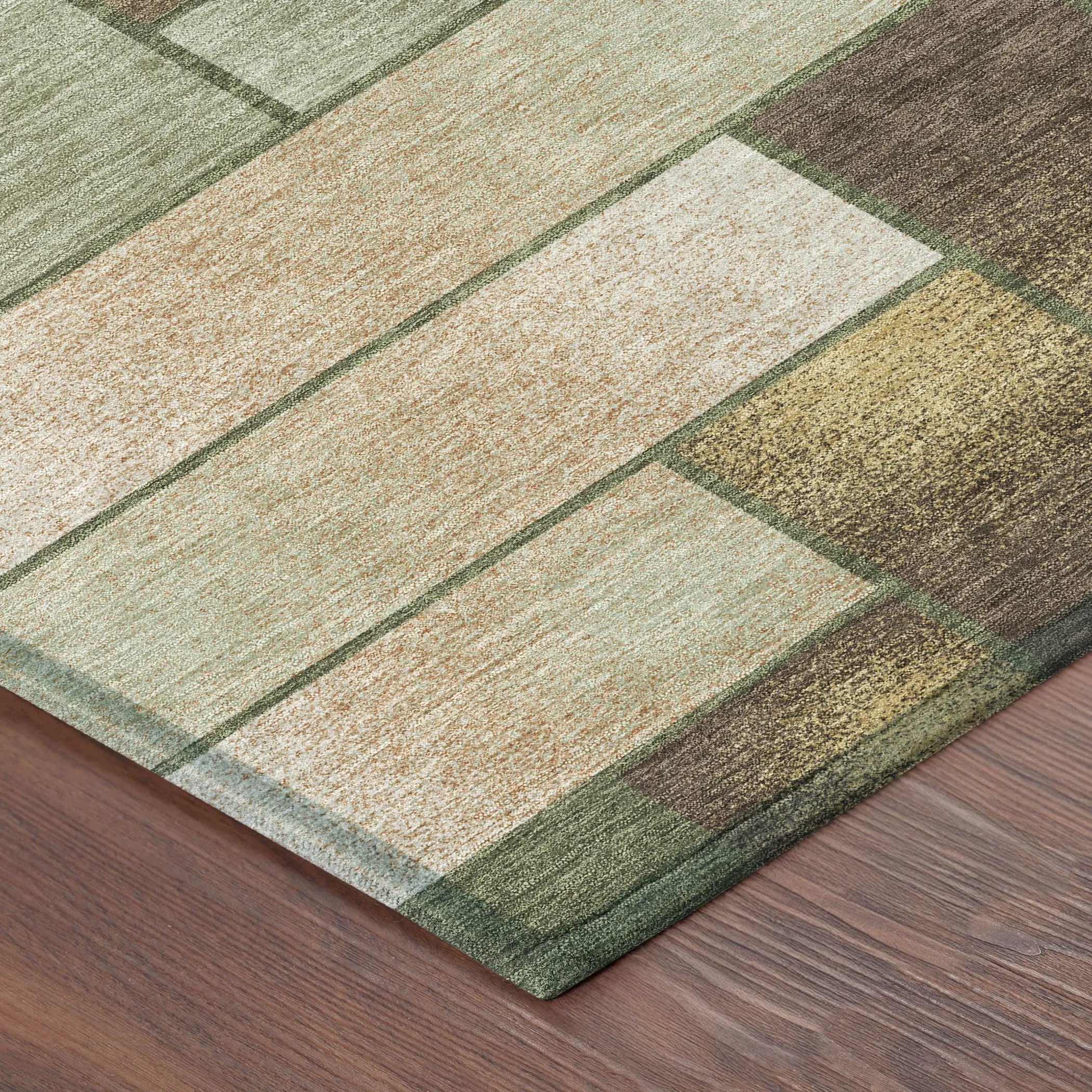 8' Olive Green And Green Round Geometric Washable Indoor Outdoor Area Rug Homeroots Outdoor