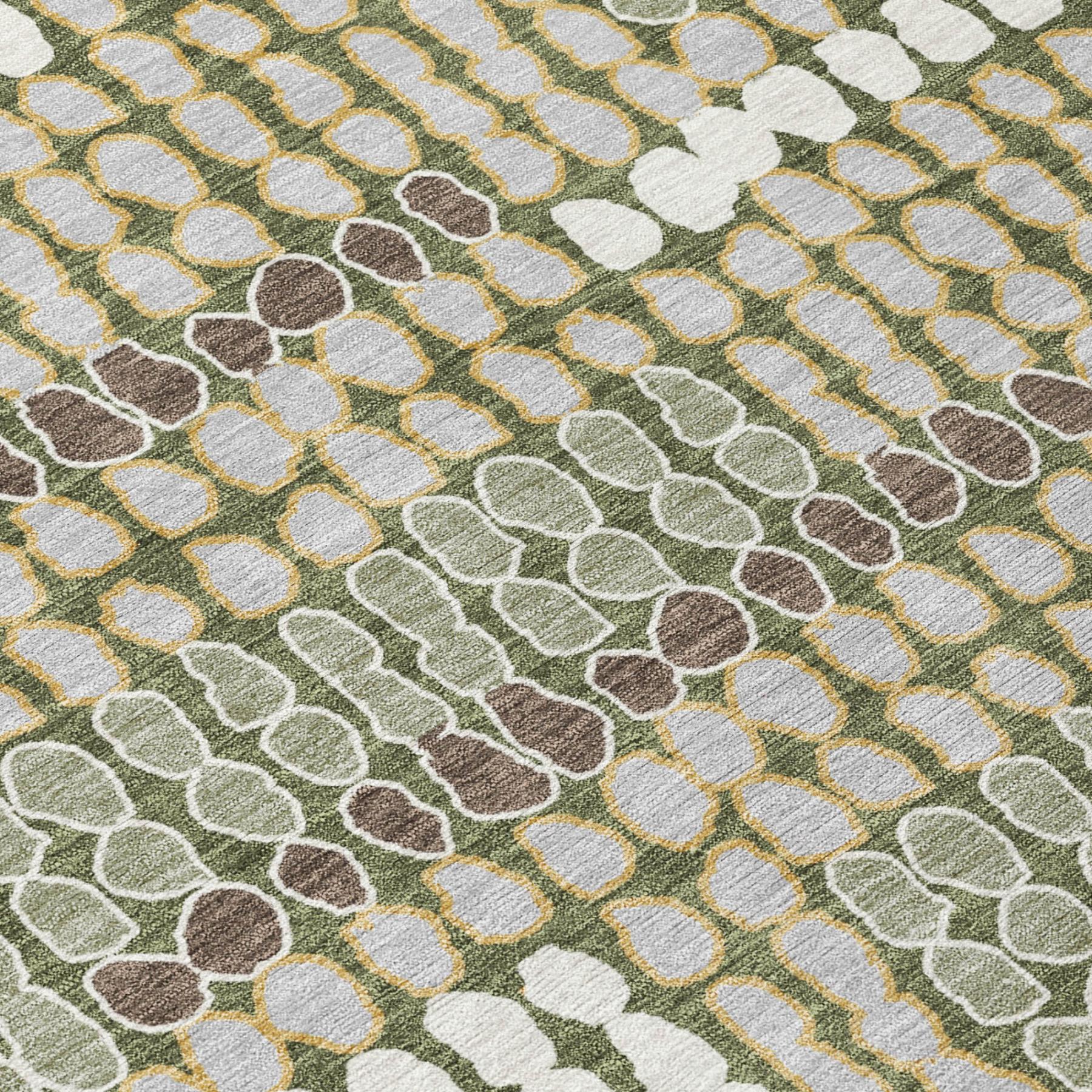 8' Olive Green And Green Round Geometric Washable Indoor Outdoor Area Rug Homeroots Outdoor
