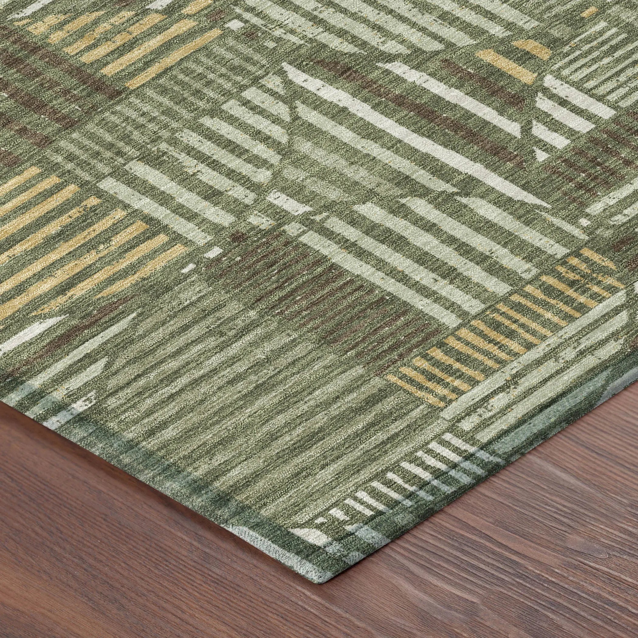 8' Olive Green And Khaki Round Geometric Washable Indoor Outdoor Area Rug Homeroots Outdoor