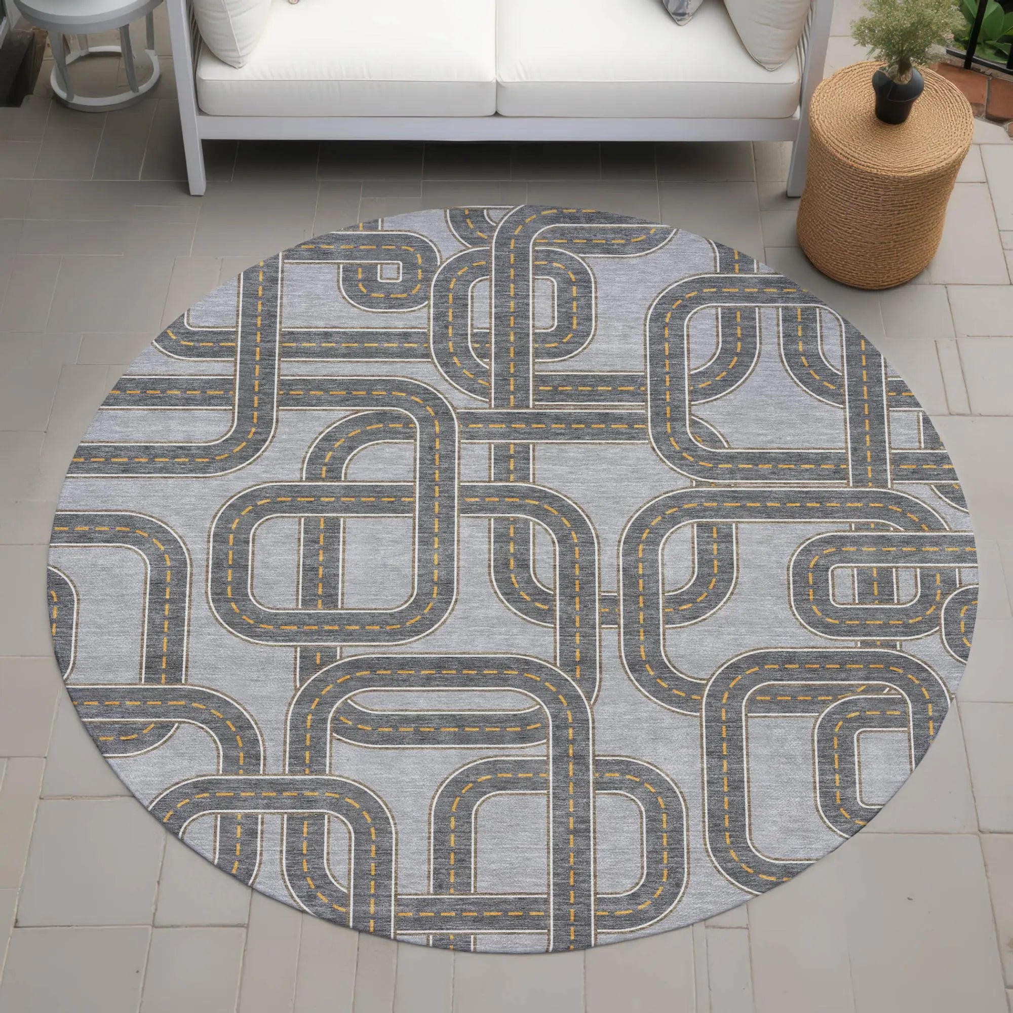 8' Pewter And Gray Round Geometric Washable Indoor Outdoor Area Rug Homeroots Outdoor