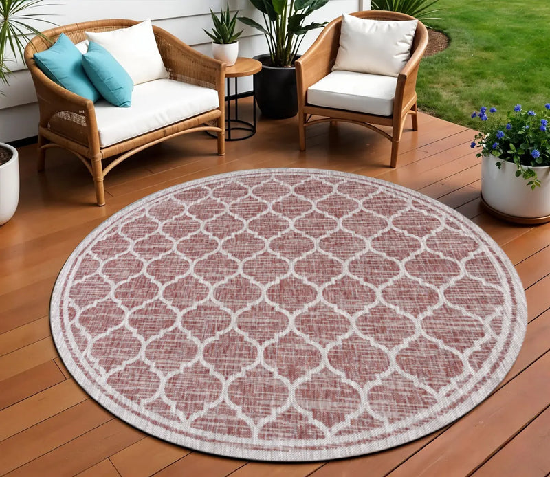 8' Red And Beige Round Geometric Indoor Outdoor Area Rug Homeroots Outdoor