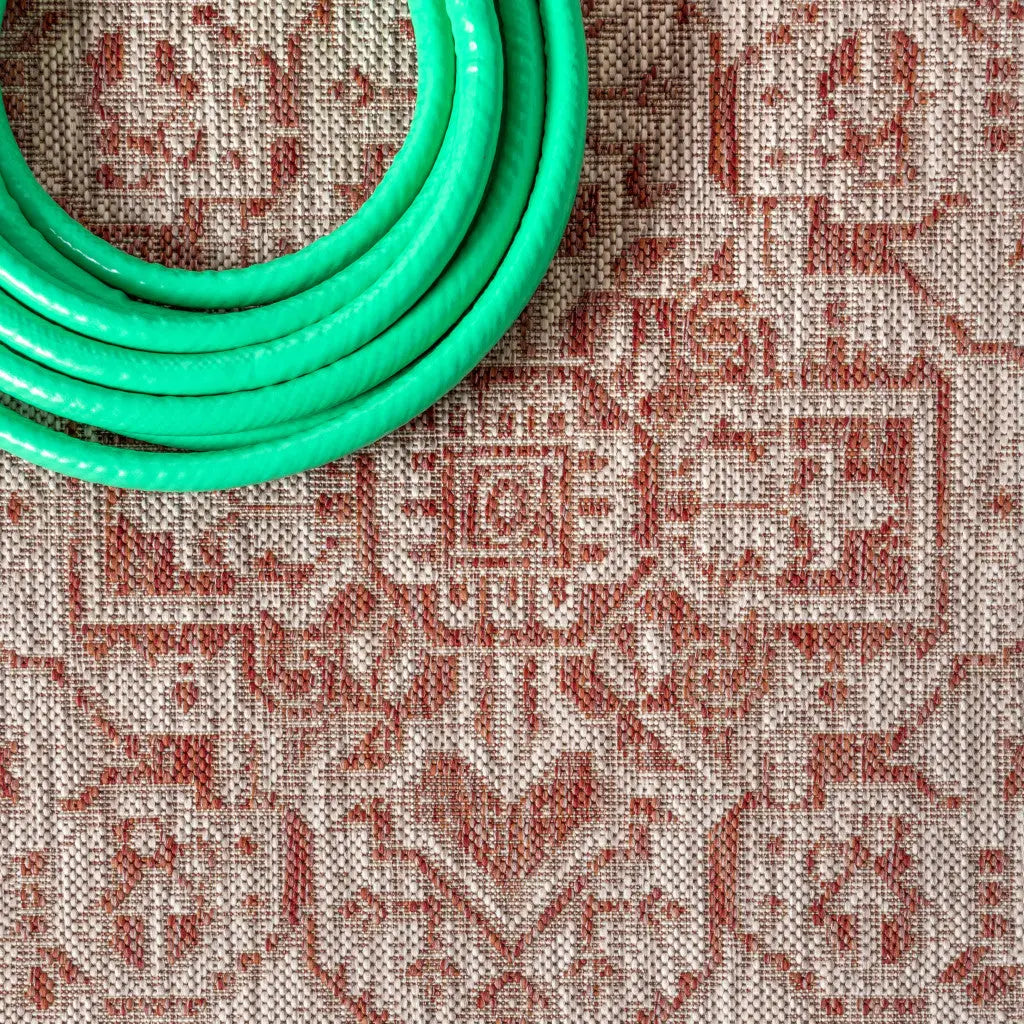 8' Red And Taupe Square Medallion Indoor Outdoor Area Rug Homeroots Outdoor