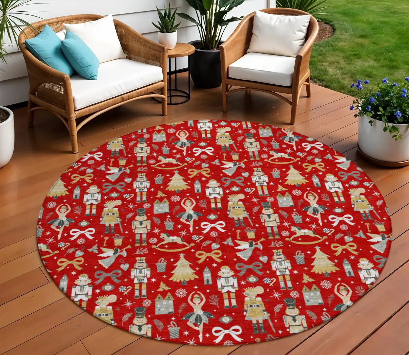 8' Red Gold Black And Gray Round Nutcracker Washable Indoor Outdoor Area Rug Homeroots Outdoor