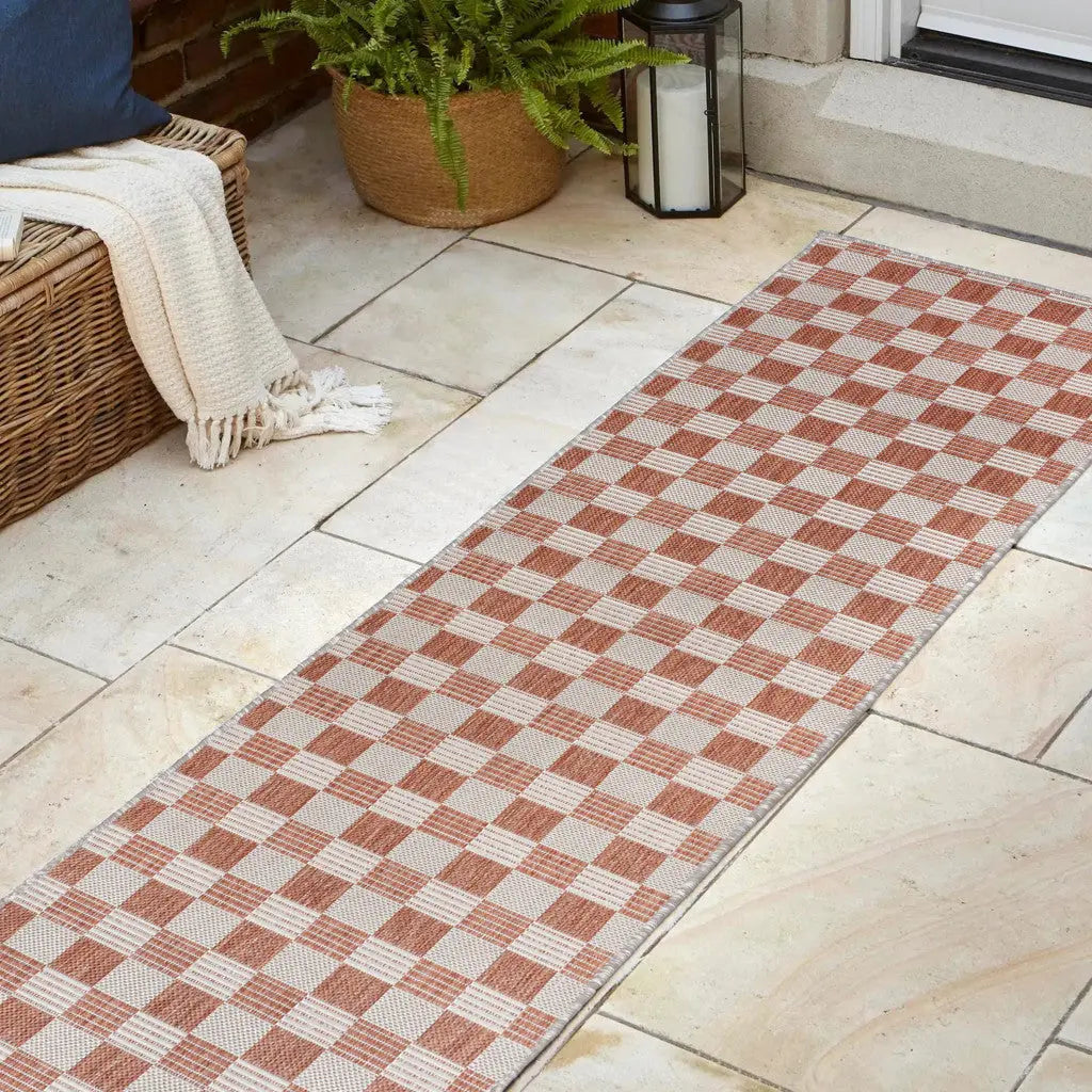8' Salmon And Cream Geometric Indoor Outdoor Runner Rug Homeroots Outdoor