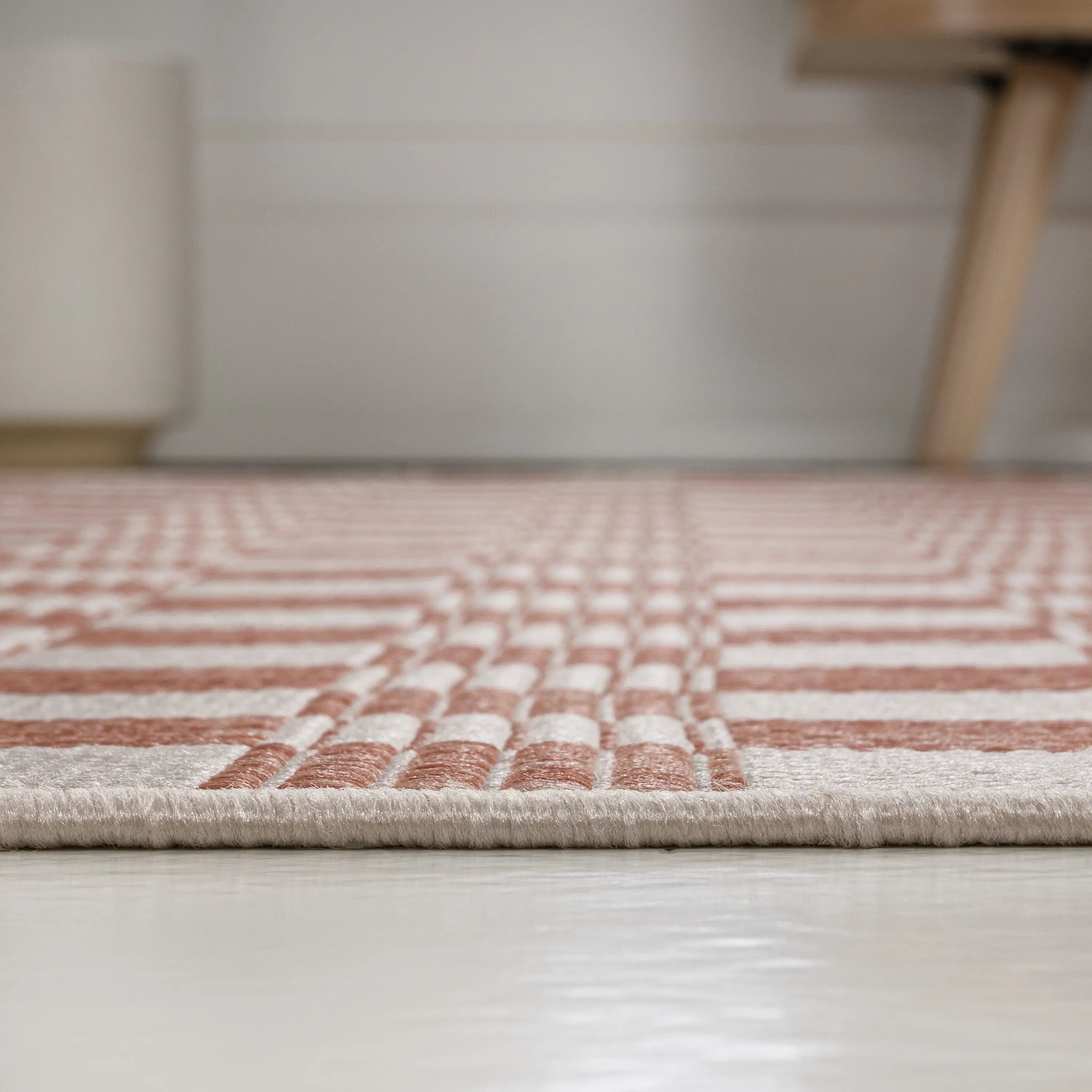8' Salmon And Cream Geometric Indoor Outdoor Runner Rug Homeroots Outdoor