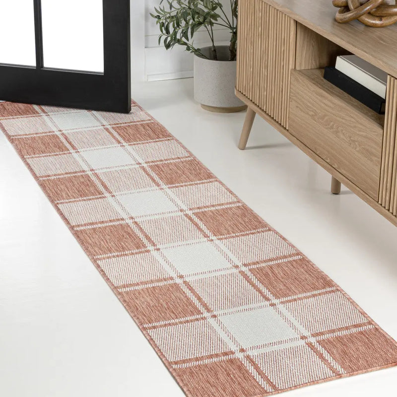 8' Salmon And Cream Gingham Indoor Outdoor Runner Rug Homeroots Outdoor