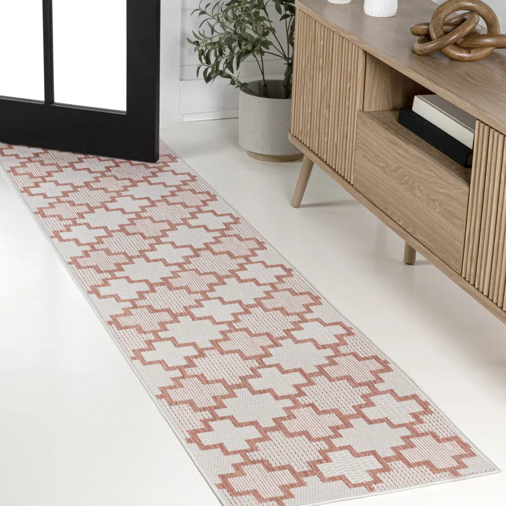 8' Salmon And Cream Trellis Indoor Outdoor Runner Rug Homeroots Outdoor