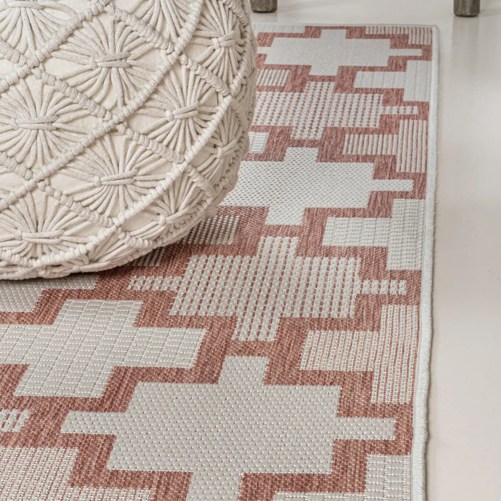 8' Salmon And Cream Trellis Indoor Outdoor Runner Rug Homeroots Outdoor