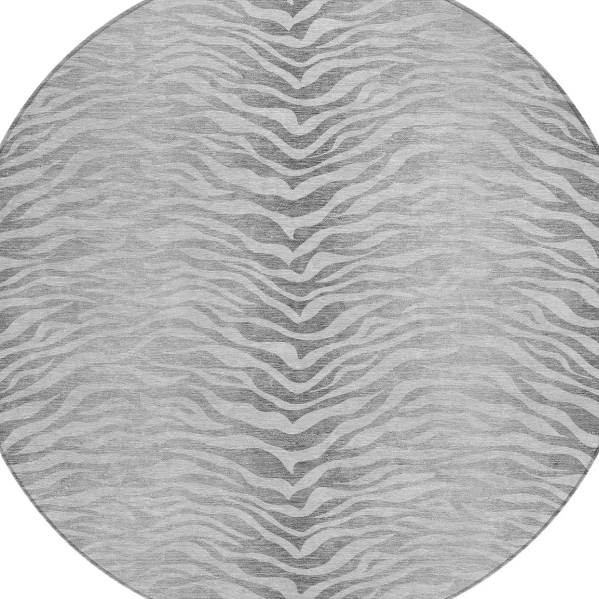 8' Silver And Gray Round Animal Print Washable Indoor Outdoor Area Rug Homeroots Outdoor