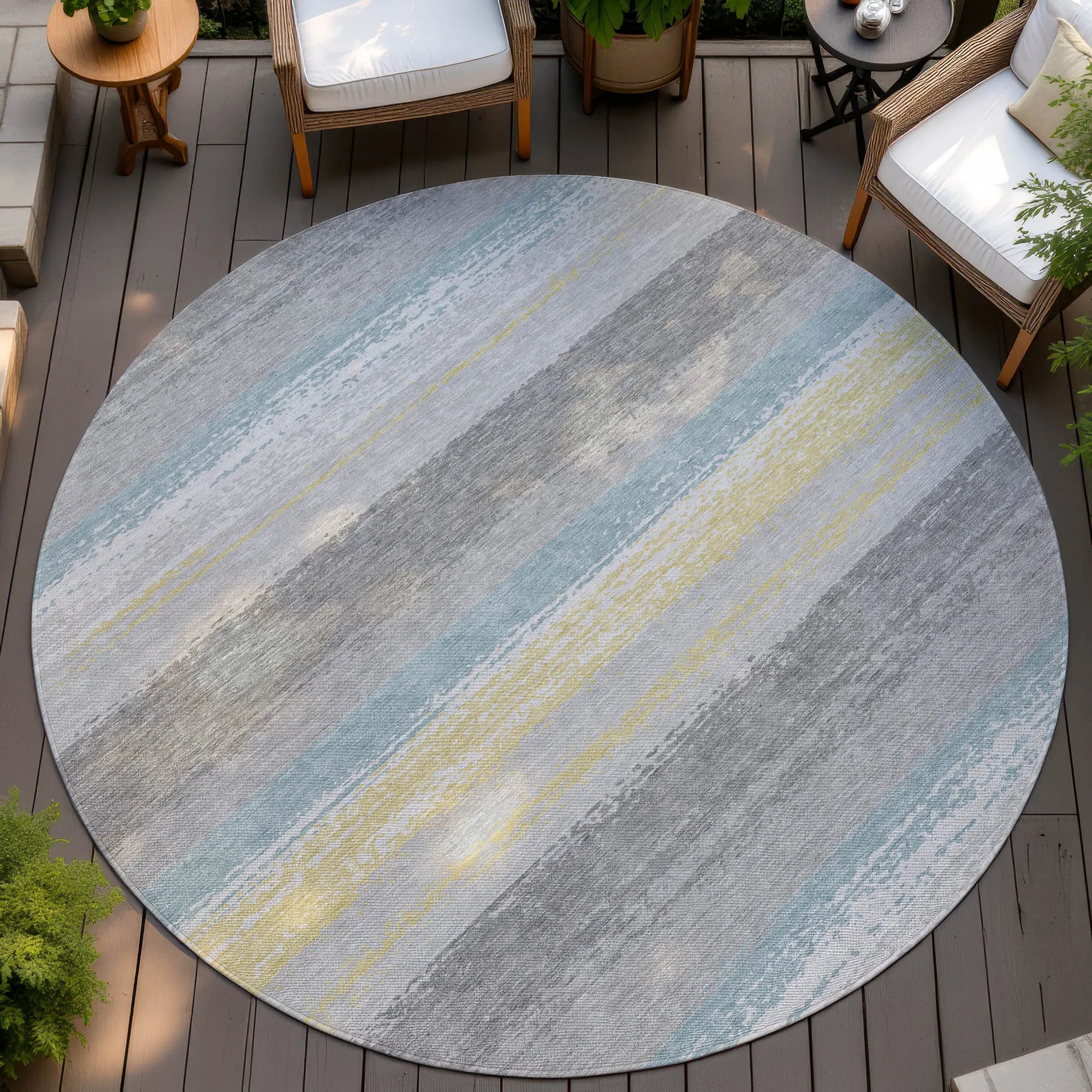 8' Silver And Taupe Round Striped Washable Indoor Outdoor Area Rug Homeroots Outdoor