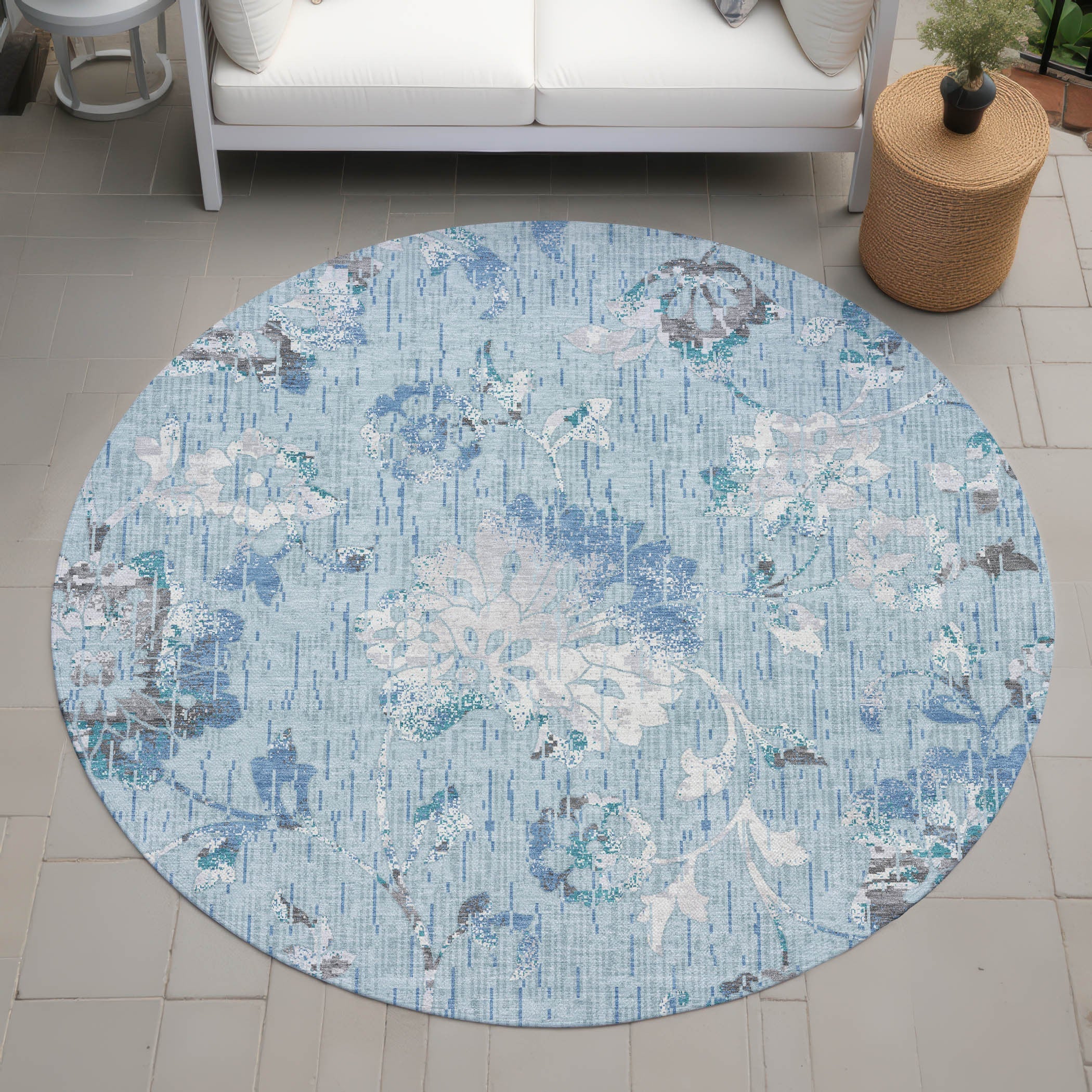 8' Sky Blue And Blue Round Floral Washable Indoor Outdoor Area Rug Homeroots Outdoor