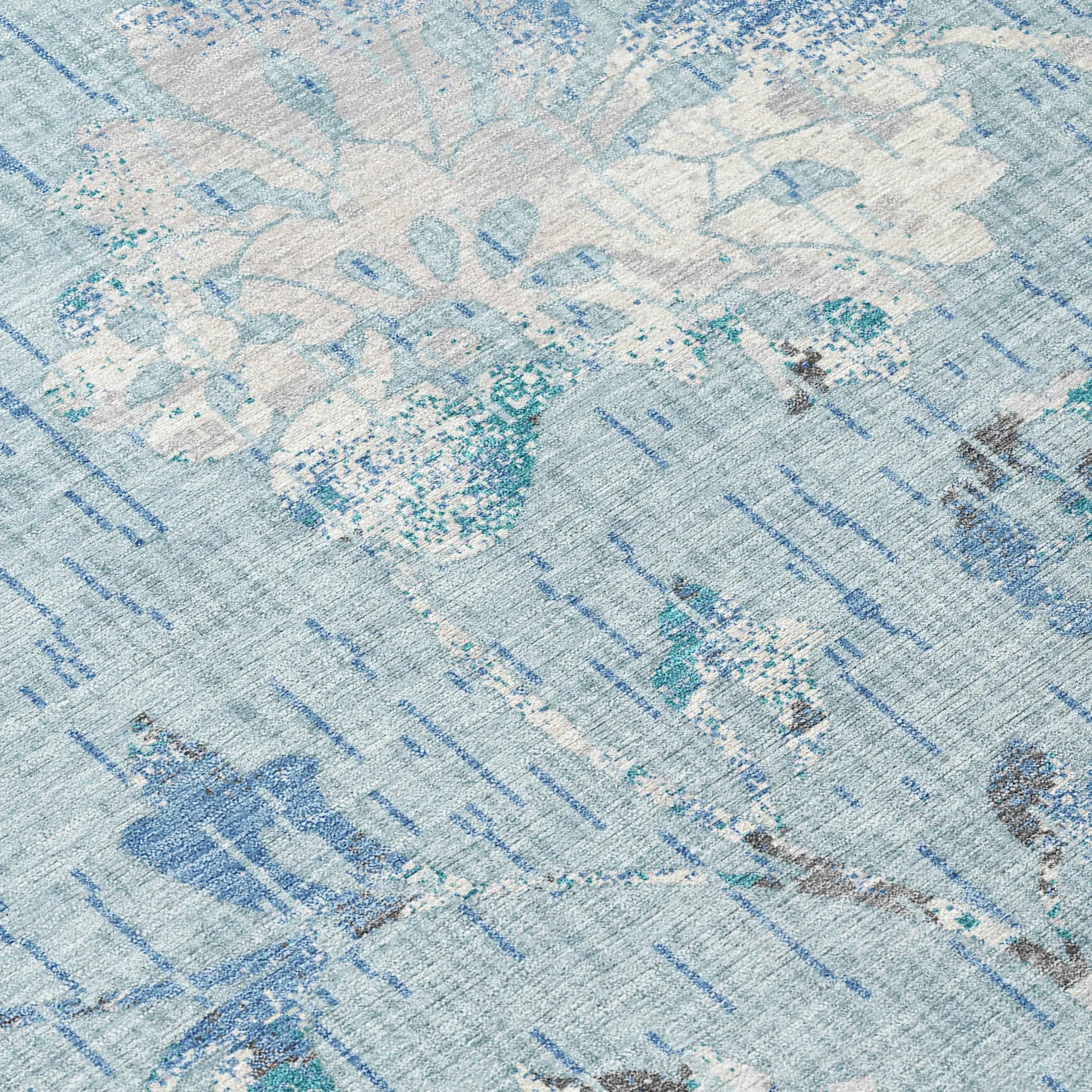 8' Sky Blue And Blue Round Floral Washable Indoor Outdoor Area Rug Homeroots Outdoor