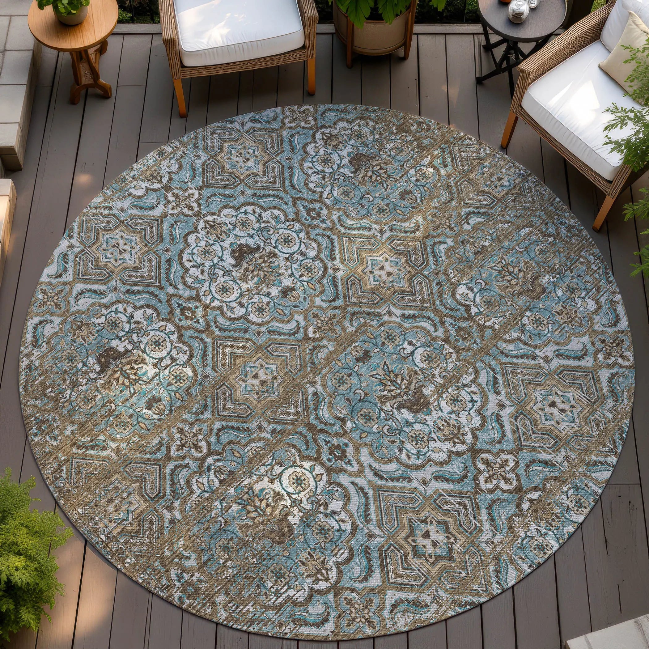 8' Teal Blue And Blue Round Floral Washable Indoor Outdoor Area Rug Homeroots Outdoor