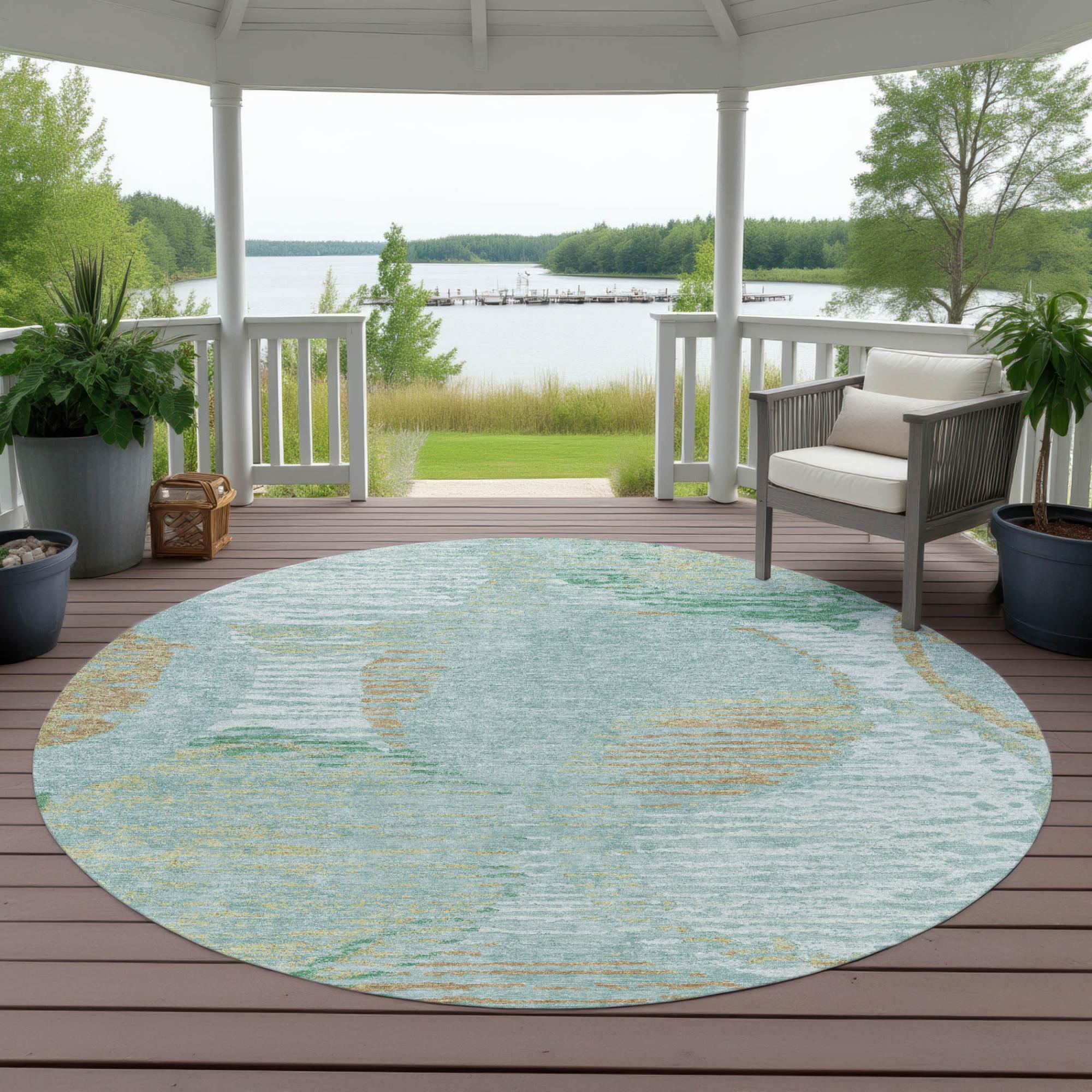 8' Teal Blue And Blue Round Geometric Washable Indoor Outdoor Area Rug Homeroots Outdoor