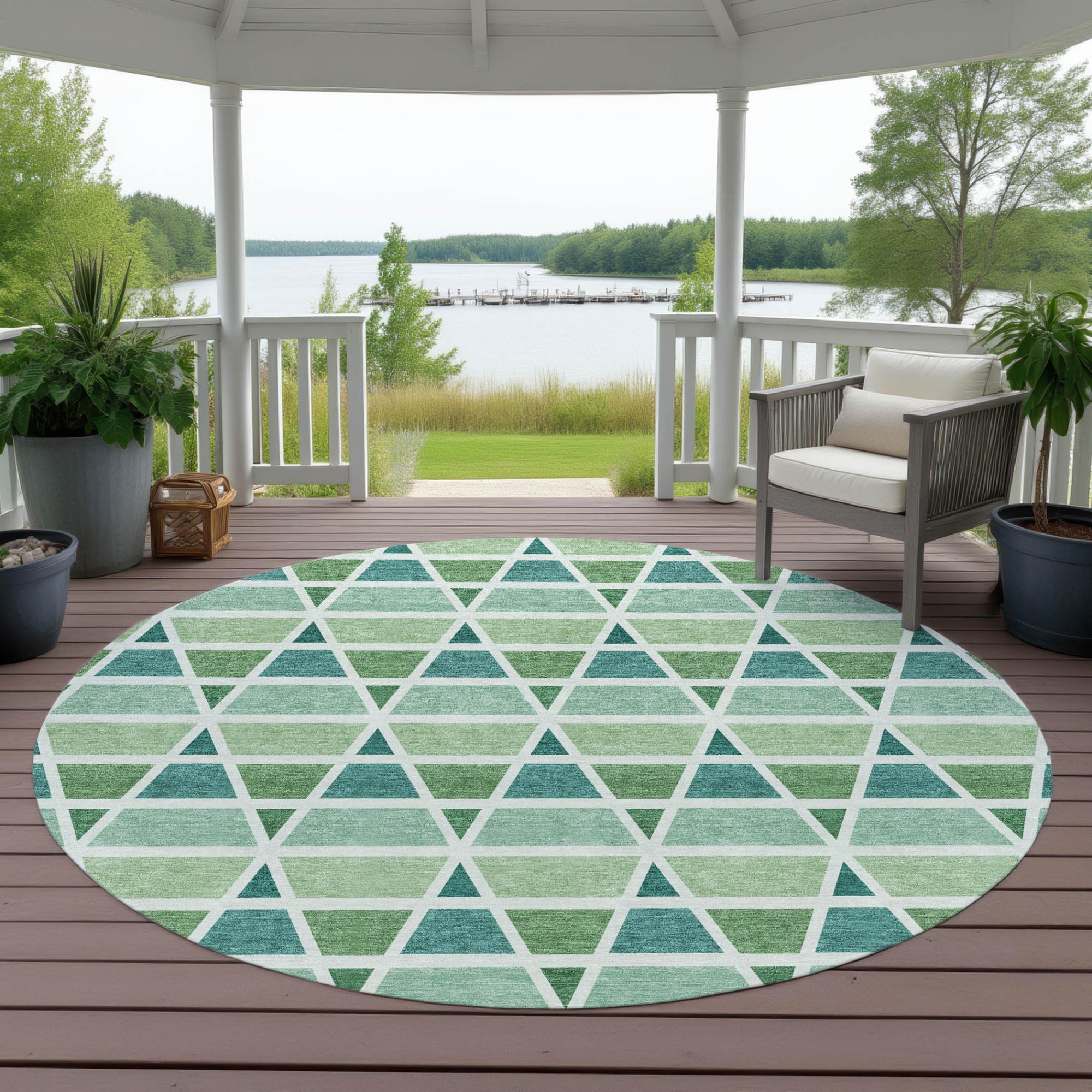 8' Teal Blue And Green Round Geometric Washable Indoor Outdoor Area Rug Homeroots Outdoor