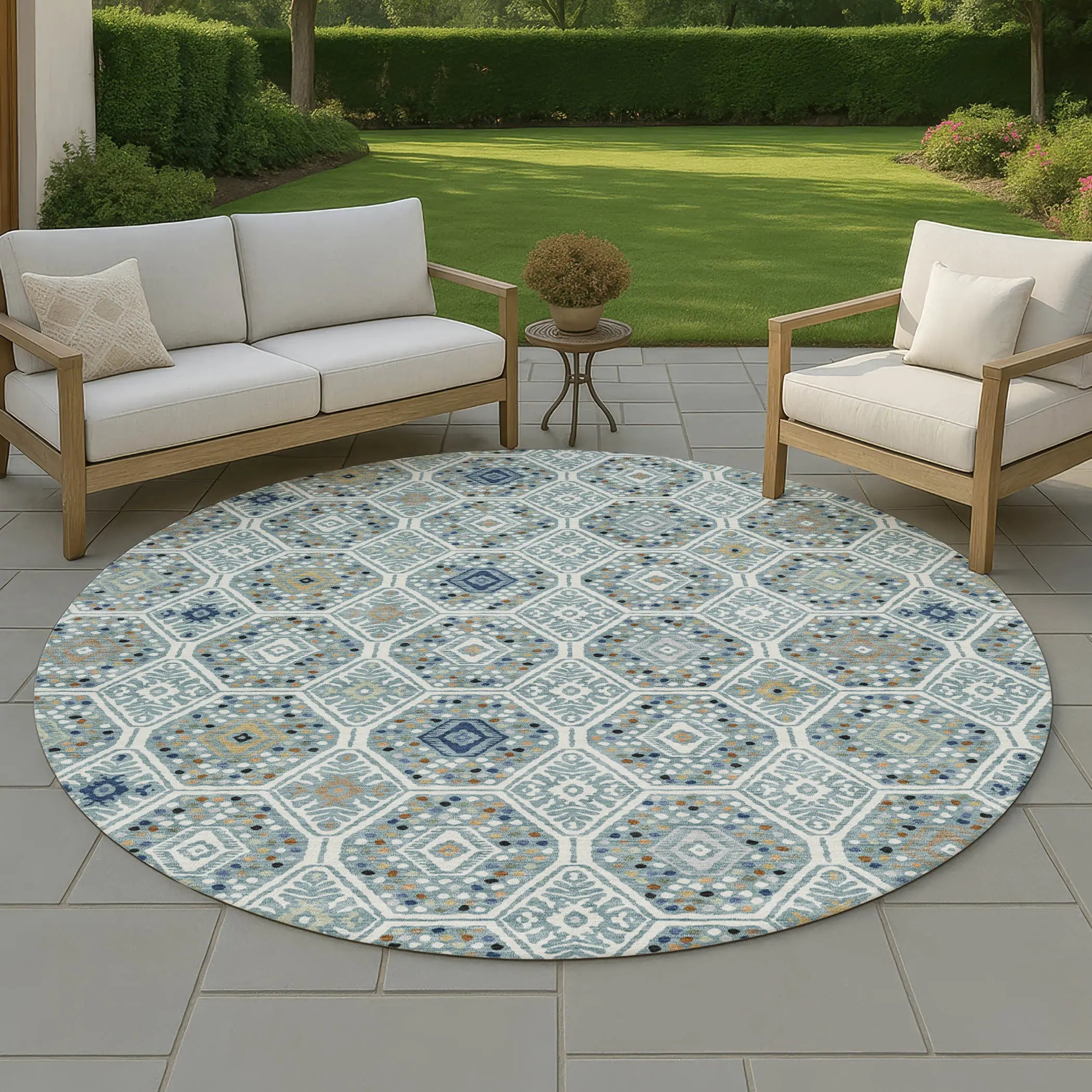 8' Teal Blue And Navy Blue Round Geometric Washable Indoor Outdoor Area Rug Homeroots Outdoor
