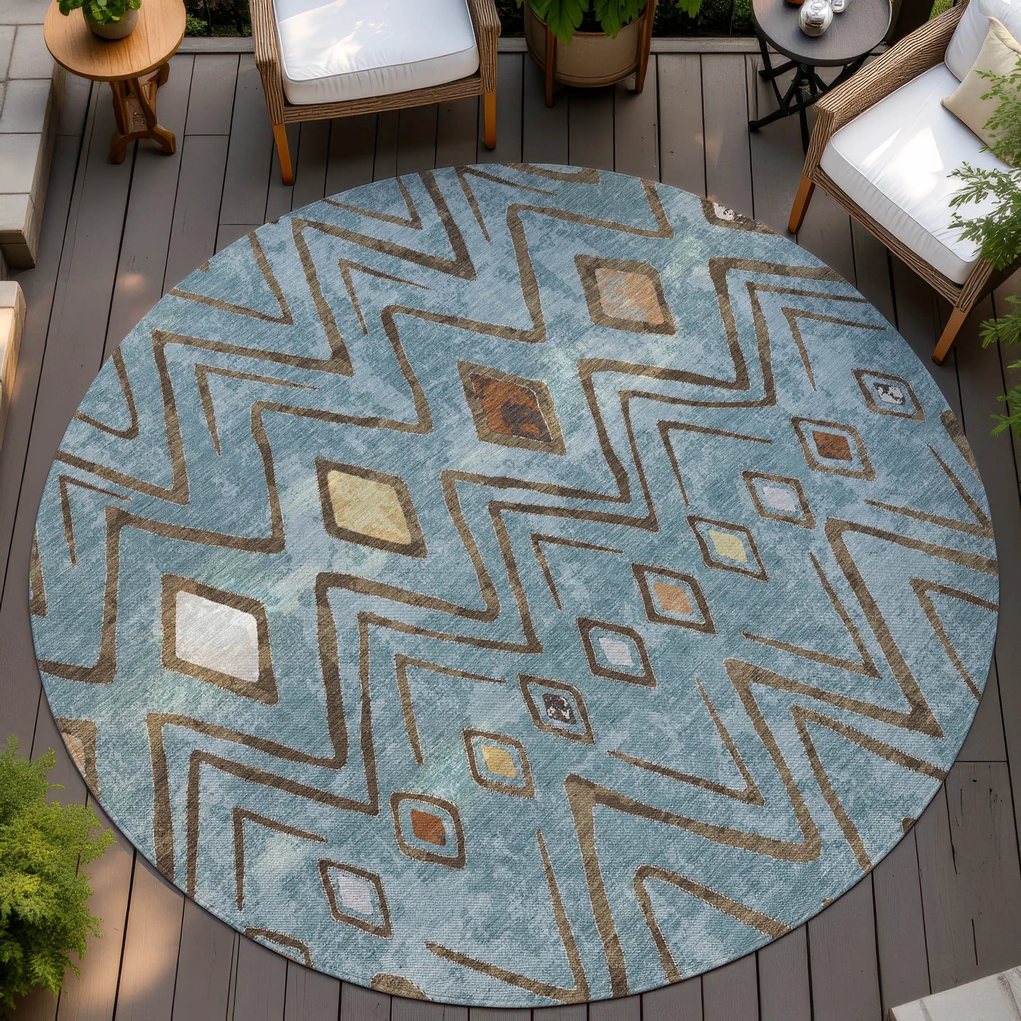 8' Teal Blue And Silver Round Geometric Washable Indoor Outdoor Area Rug Homeroots Outdoor