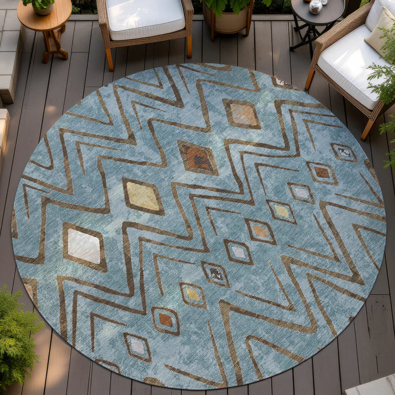 8' Teal Blue And Silver Round Geometric Washable Indoor Outdoor Area Rug Homeroots Outdoor