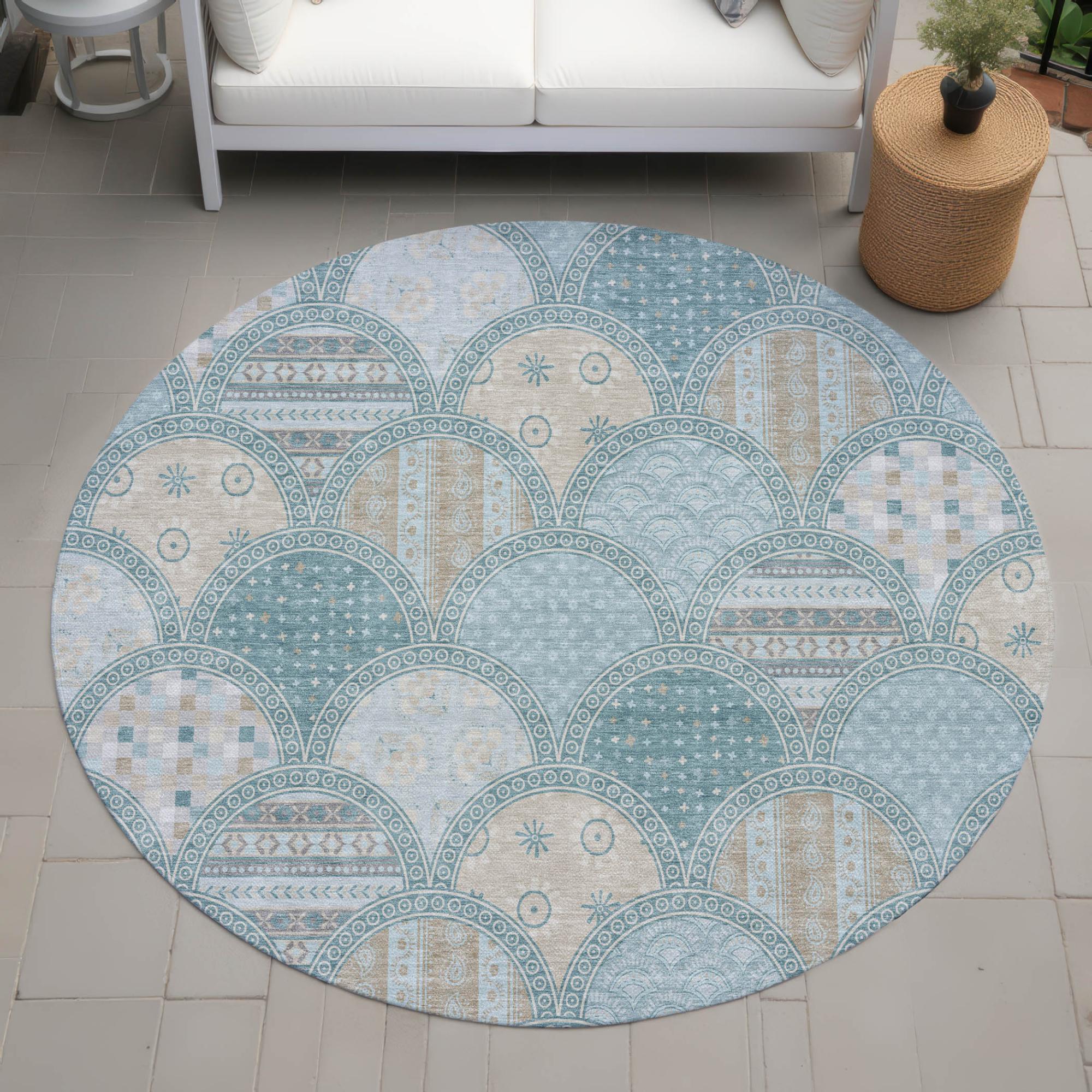8' Teal Blue And Silver Round Geometric Washable Indoor Outdoor Area Rug Homeroots Outdoor