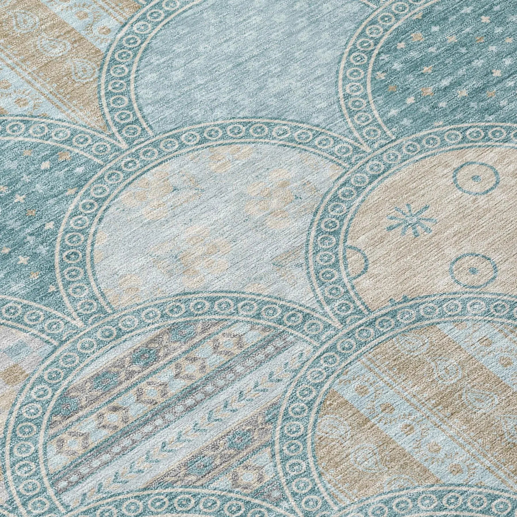 8' Teal Blue And Silver Round Geometric Washable Indoor Outdoor Area Rug Homeroots Outdoor