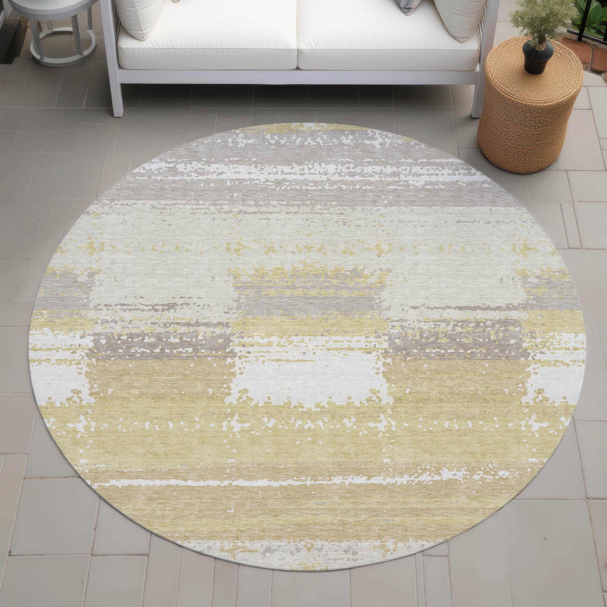 8' Wheat And Gold Round Geometric Washable Indoor Outdoor Area Rug Homeroots Outdoor