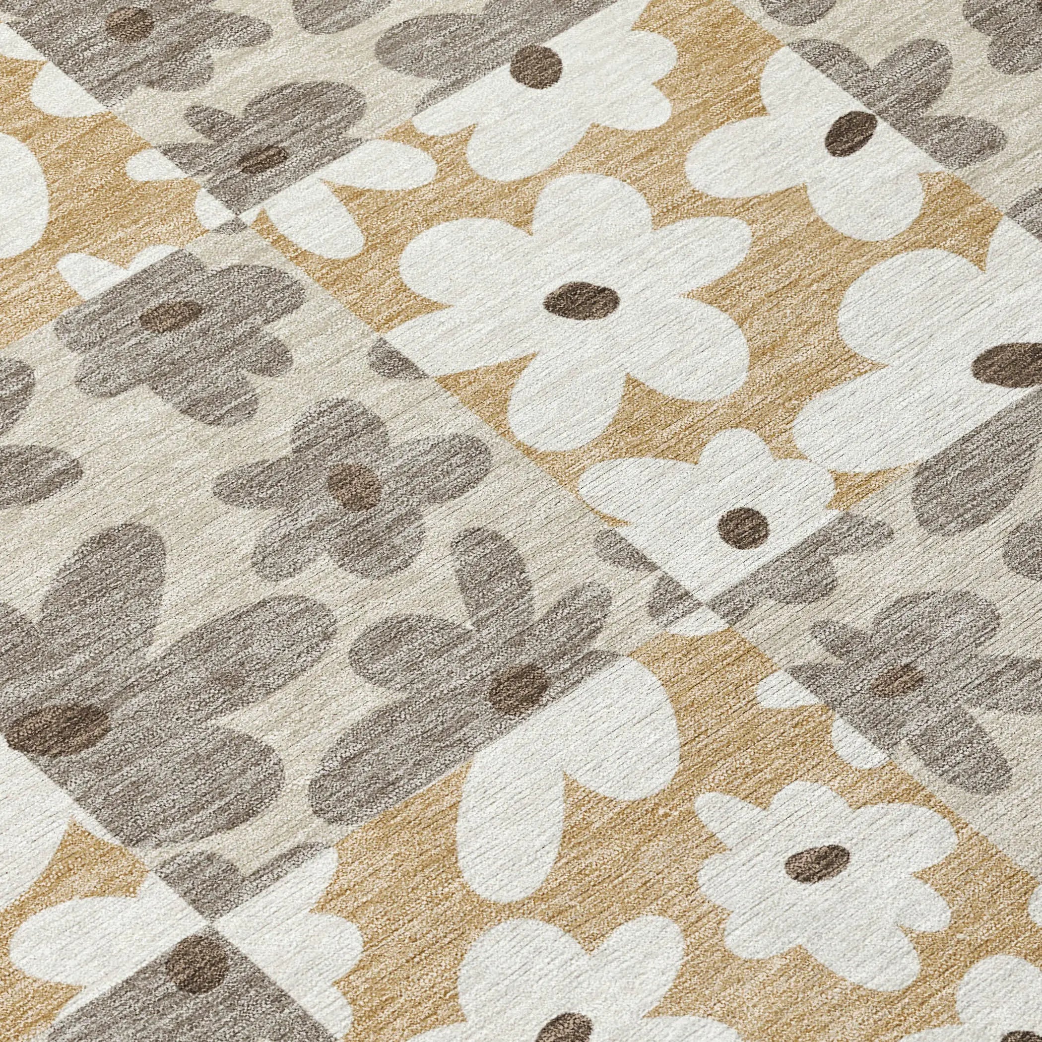 8' X 10' Beige And Ivory Floral Washable Indoor Outdoor Area Rug Homeroots Outdoor