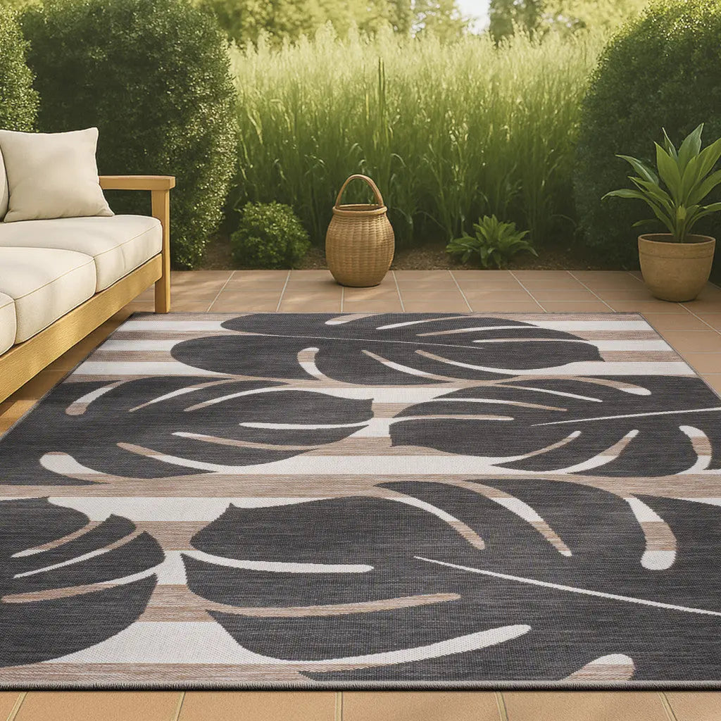 8' X 10' Black And Beige Floral Indoor Outdoor Area Rug Homeroots Outdoor