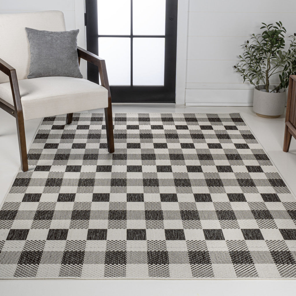 8' X 10' Black And Cream Geometric Indoor Outdoor Area Rug - GreatEagleInc